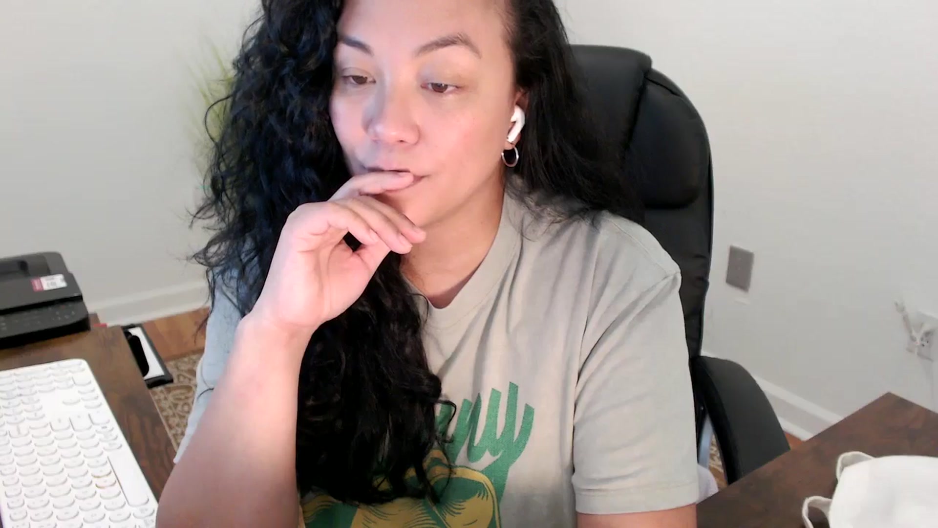 Gallery image thumbnail from MickaylaStar's myfreecams stream on, 12/19/2025, 21:11 image 4 of 20