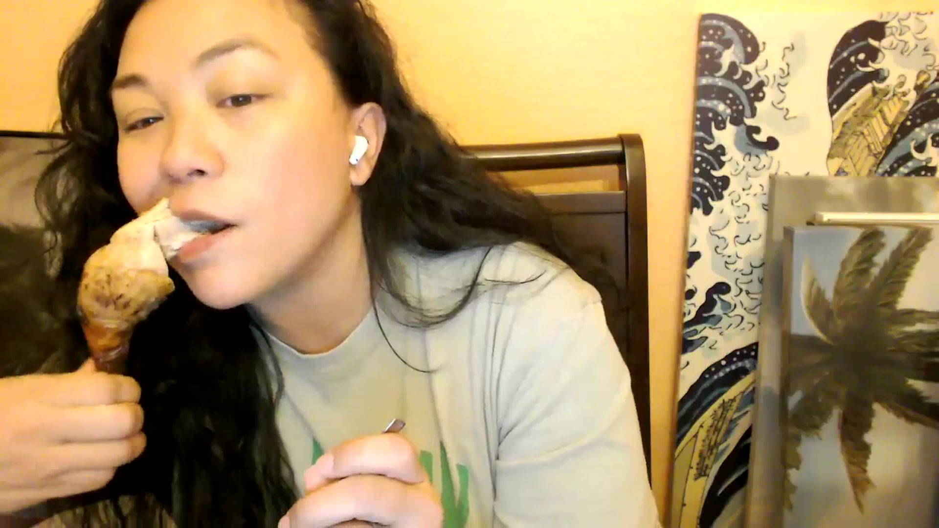 Gallery image thumbnail from MickaylaStar's myfreecams stream on, 12/19/2025, 23:36 image 3 of 20