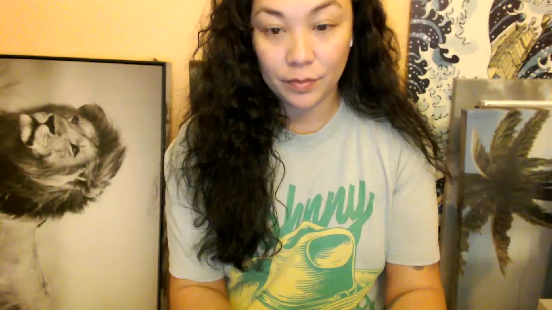 Gallery image thumbnail from MickaylaStar's myfreecams stream on, 12/19/2025, 23:36 image 13 of 20