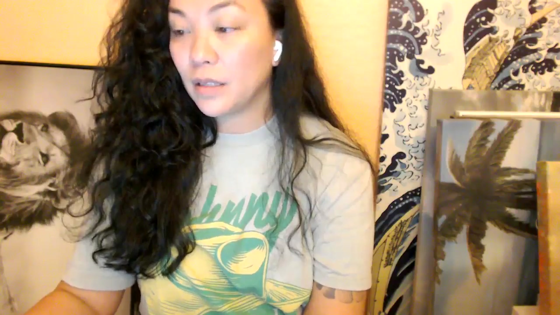 Gallery image thumbnail from MickaylaStar's myfreecams stream on, 12/20/2025, 02:58 image 10 of 20