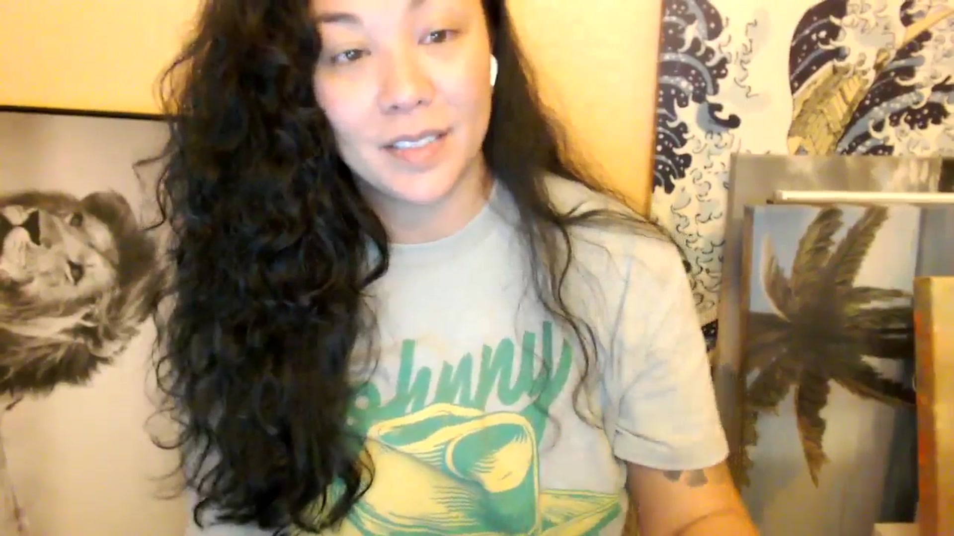 Gallery image thumbnail from MickaylaStar's myfreecams stream on, 12/20/2025, 02:58 image 7 of 20