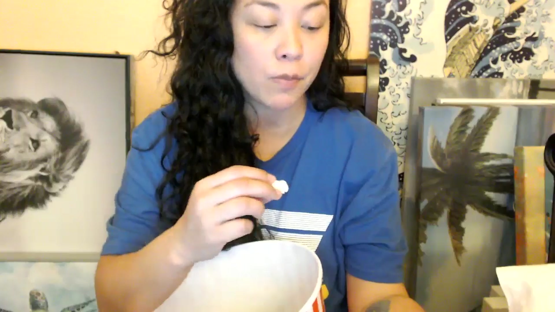 Gallery image thumbnail from MickaylaStar's myfreecams stream on, 12/20/2025, 17:37 image 8 of 20