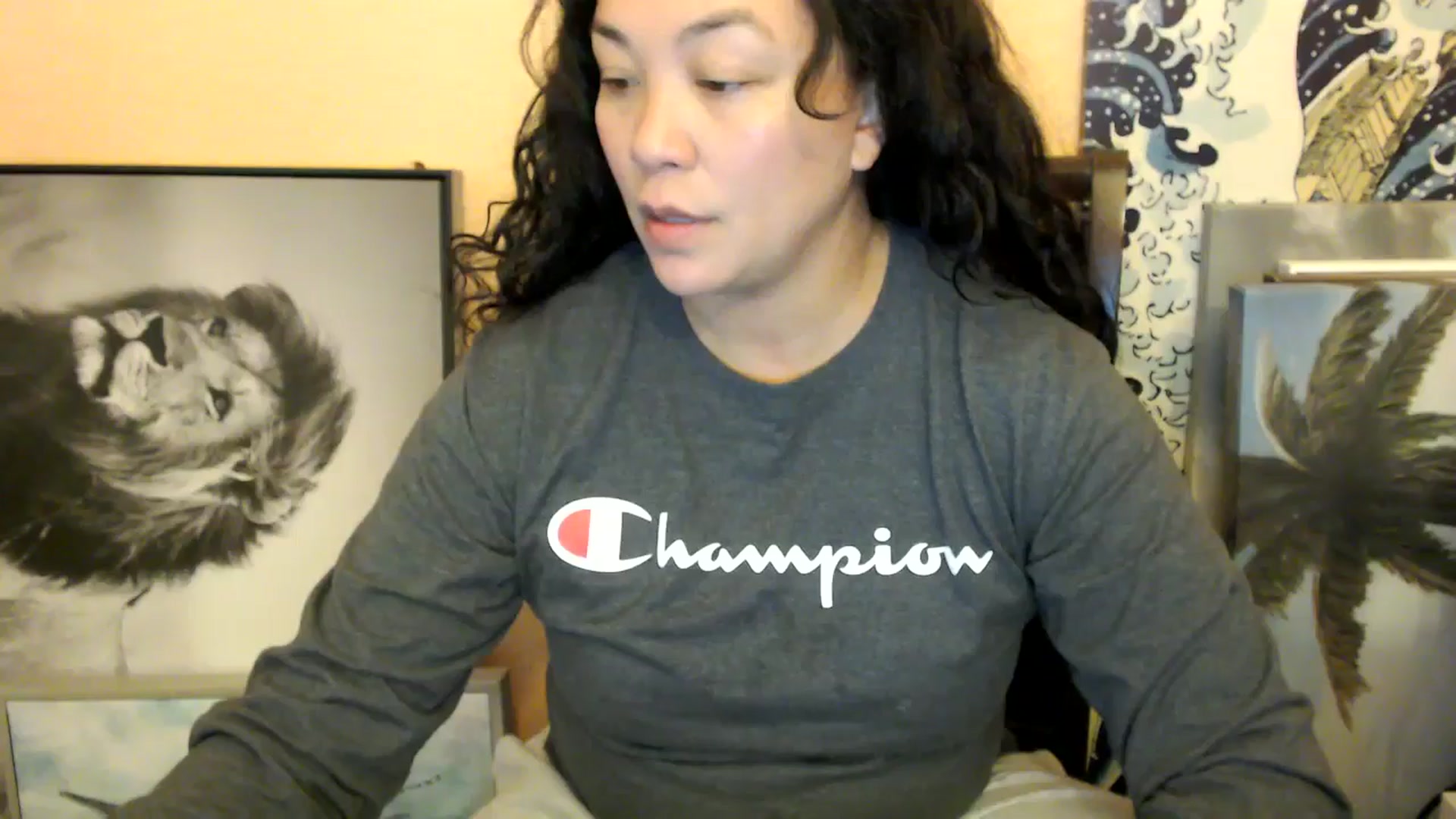 Gallery image thumbnail from MickaylaStar's myfreecams stream on, 01/01/2026, 22:48 image 1 of 20