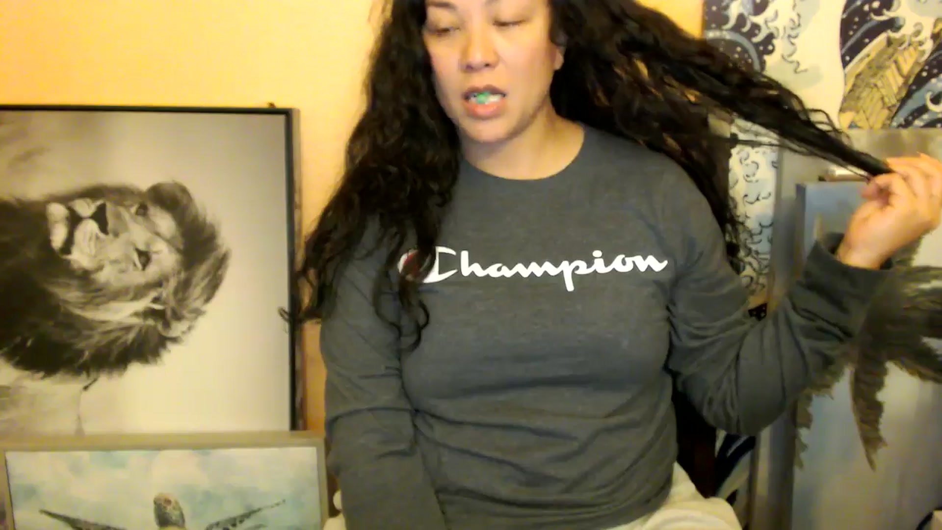 Gallery image thumbnail from MickaylaStar's myfreecams stream on, 01/01/2026, 23:20 image 7 of 20