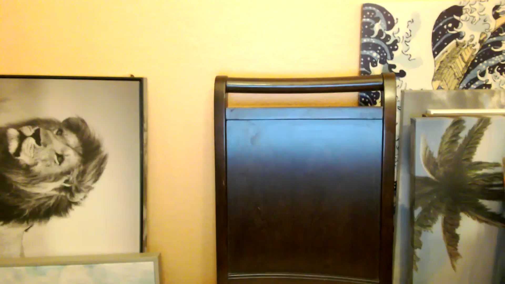 Gallery image thumbnail from MickaylaStar's myfreecams stream on, 01/04/2026, 01:48 image 6 of 20