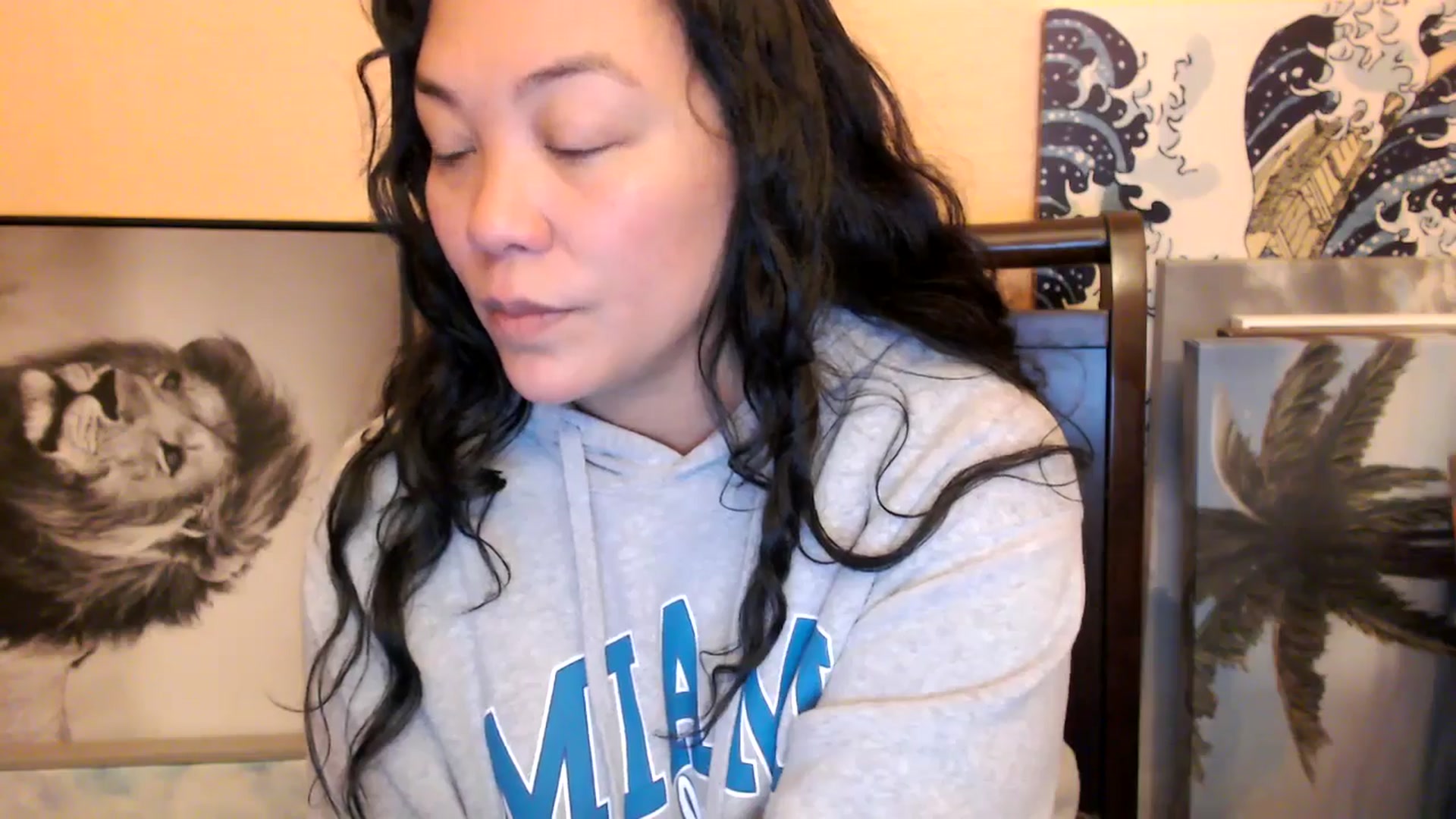 Gallery image thumbnail from MickaylaStar's myfreecams stream on, 01/04/2026, 01:48 image 2 of 20