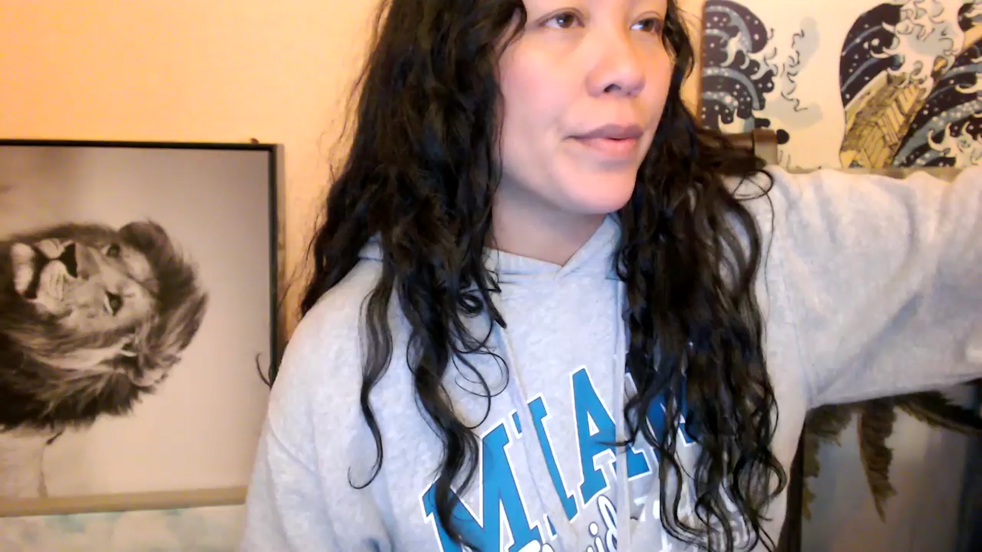 Gallery image thumbnail from MickaylaStar's myfreecams stream on, 01/04/2026, 06:34 image 3 of 20