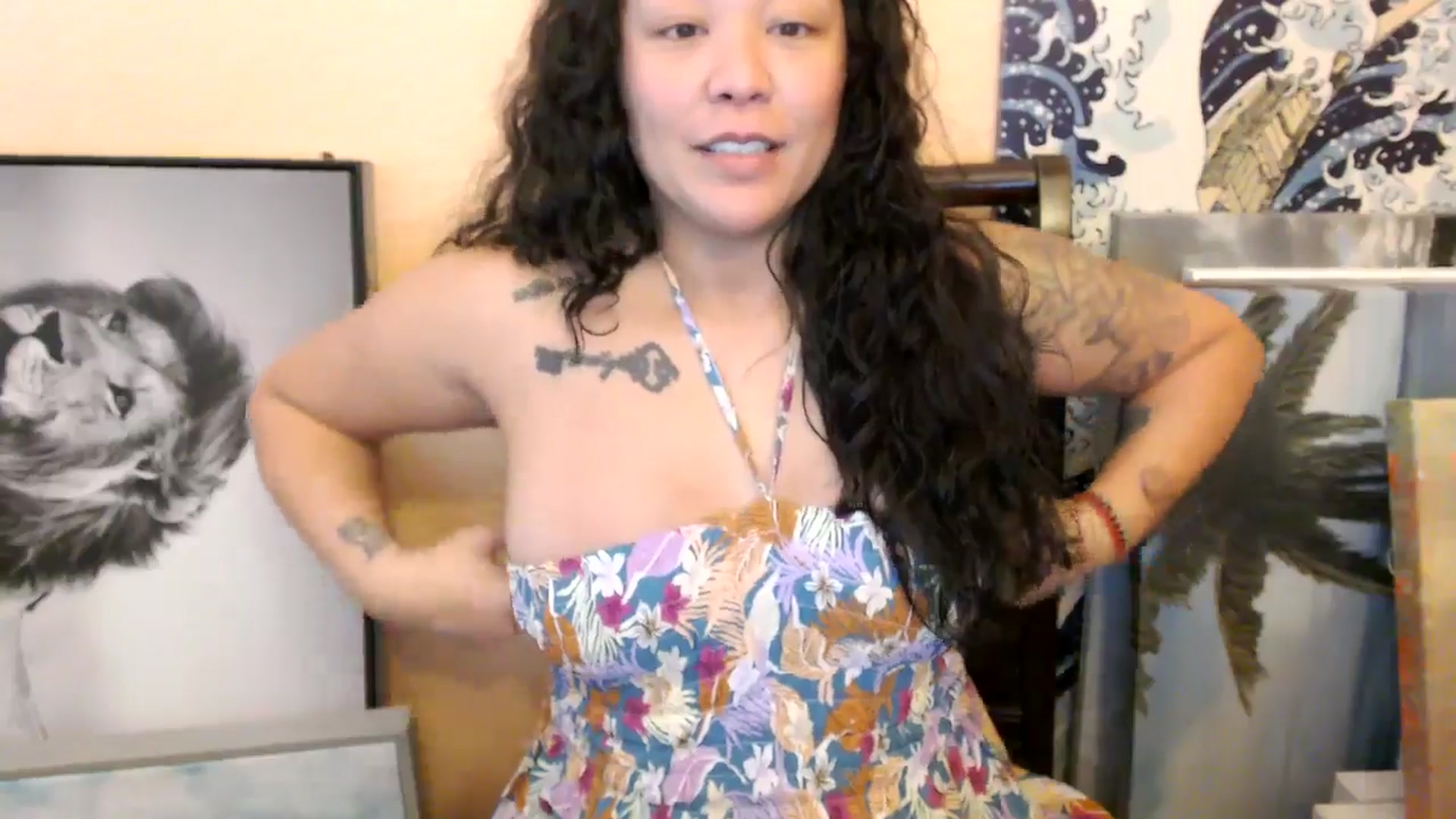 Gallery image thumbnail from MickaylaStar's myfreecams stream on, 01/09/2026, 21:18 image 9 of 20