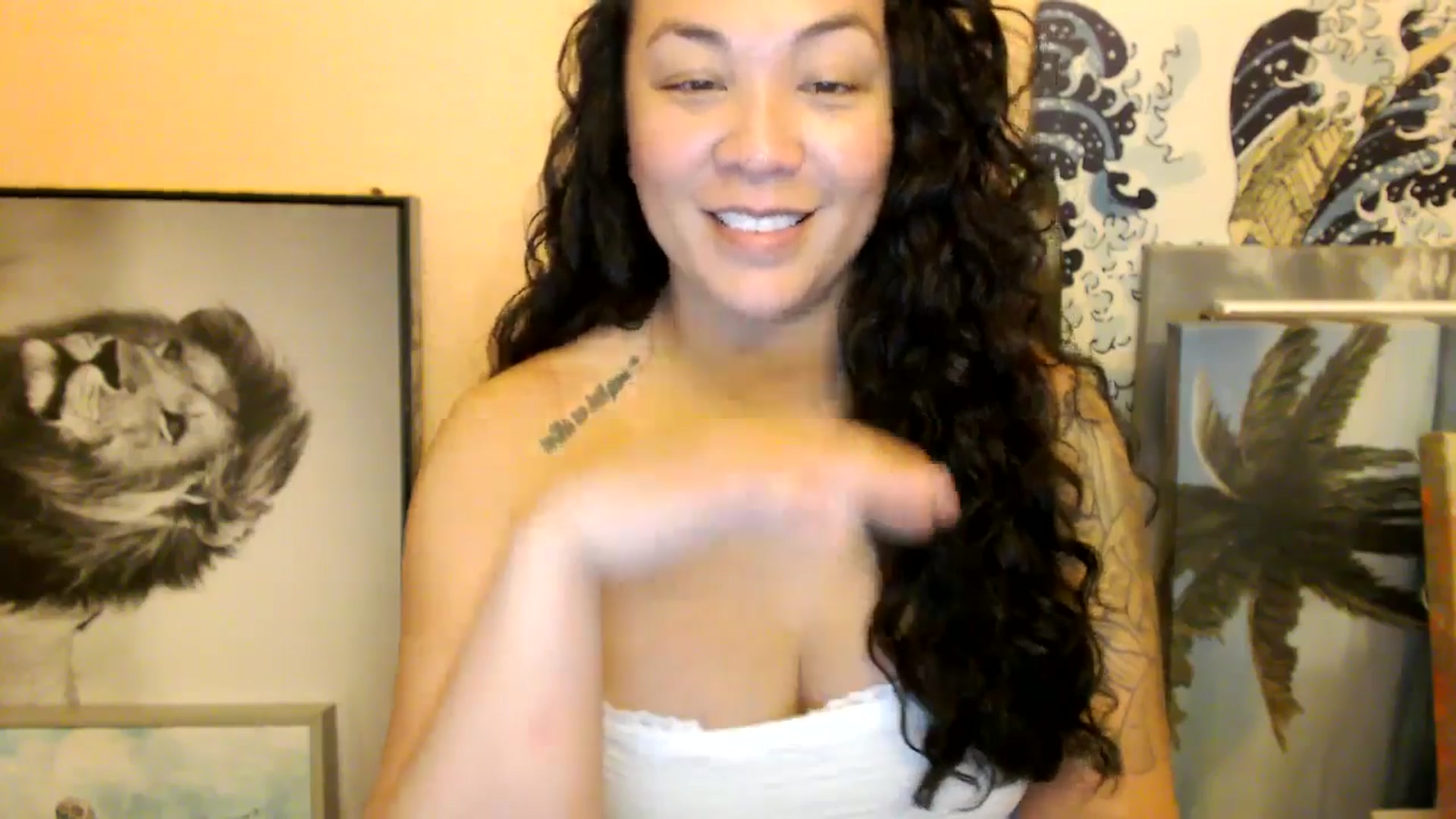 Gallery image thumbnail from MickaylaStar's myfreecams stream on, 01/14/2026, 03:40 image 14 of 20
