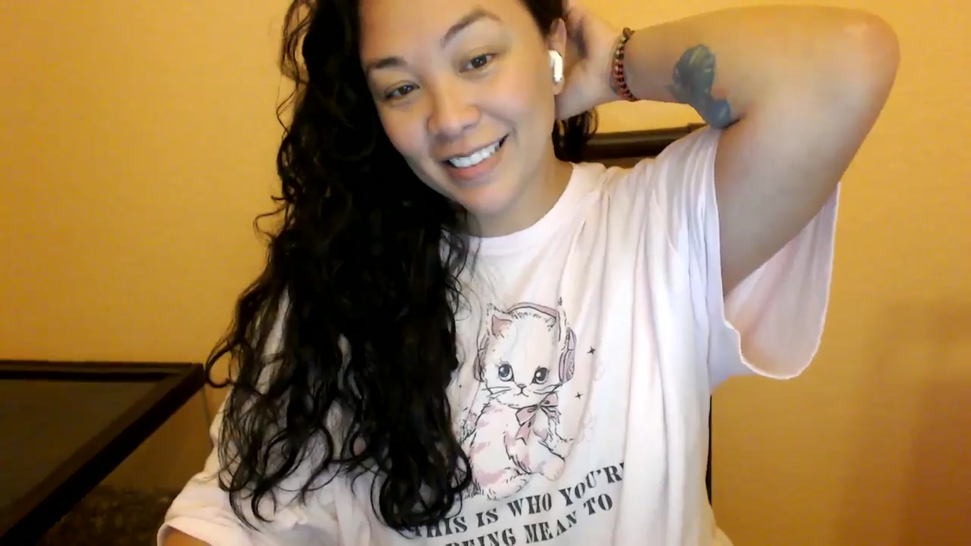 Gallery image thumbnail from MickaylaStar's myfreecams stream on, 01/16/2026, 23:41 image 10 of 20
