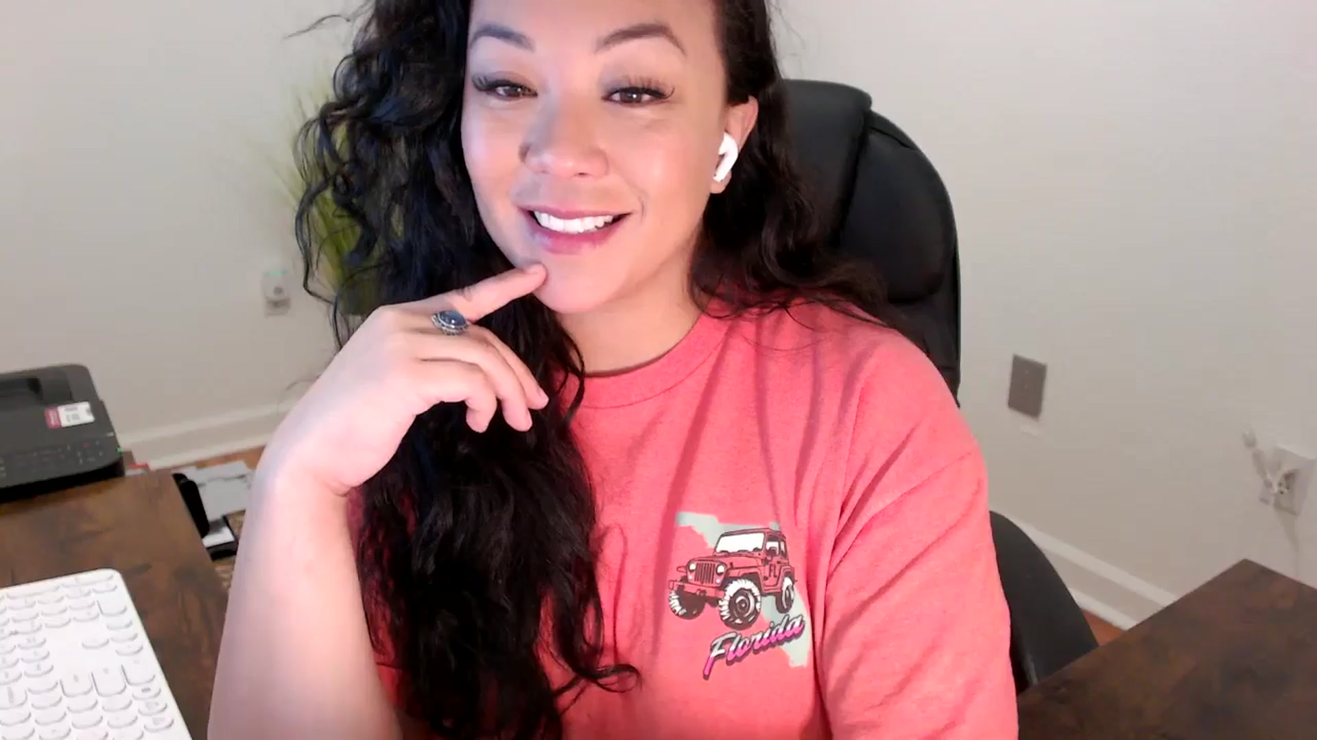 Gallery image thumbnail from MickaylaStar's myfreecams stream on, 01/20/2026, 16:31 image 6 of 20