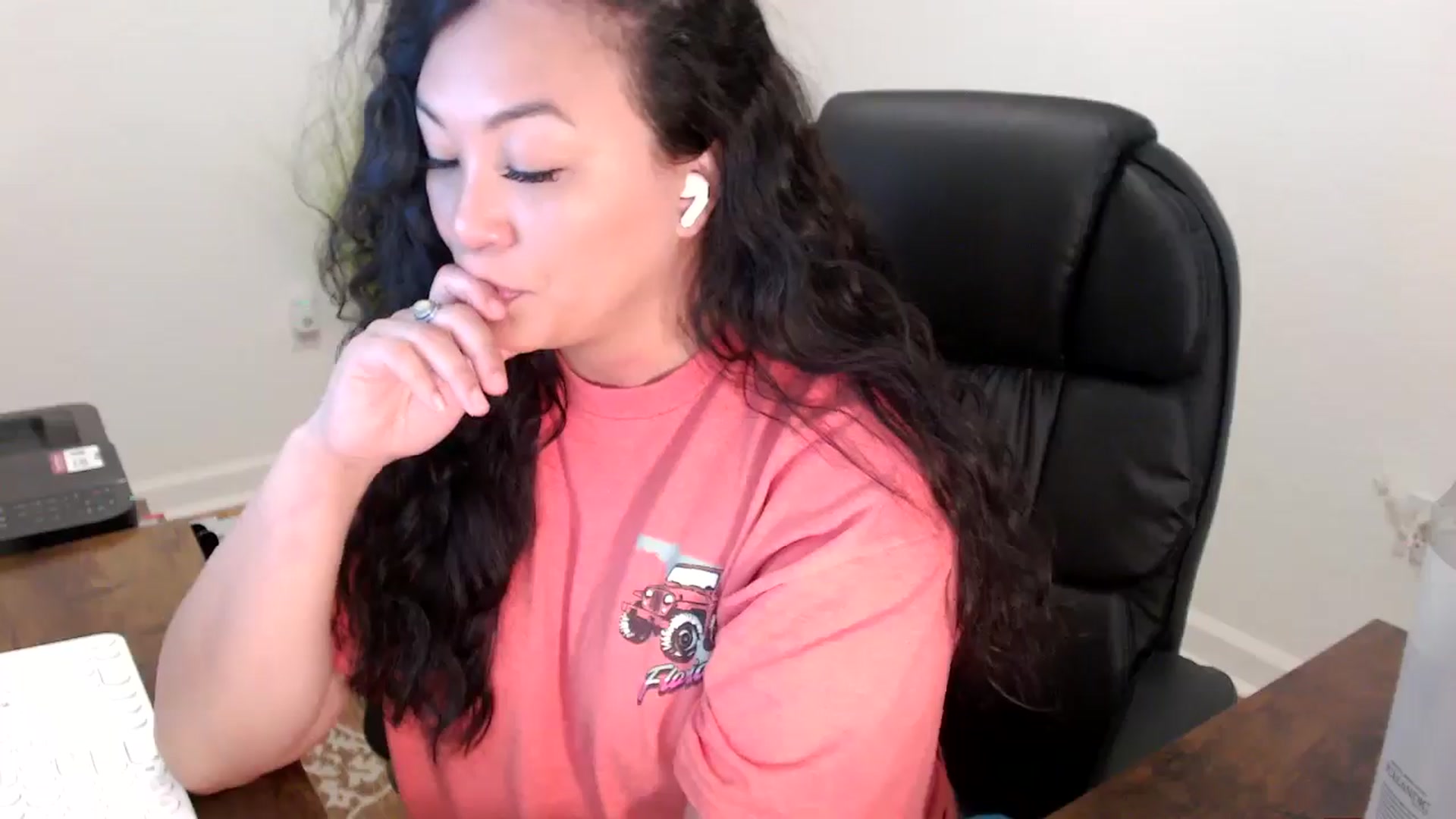 Gallery image thumbnail from MickaylaStar's myfreecams stream on, 01/20/2026, 18:00 image 15 of 20