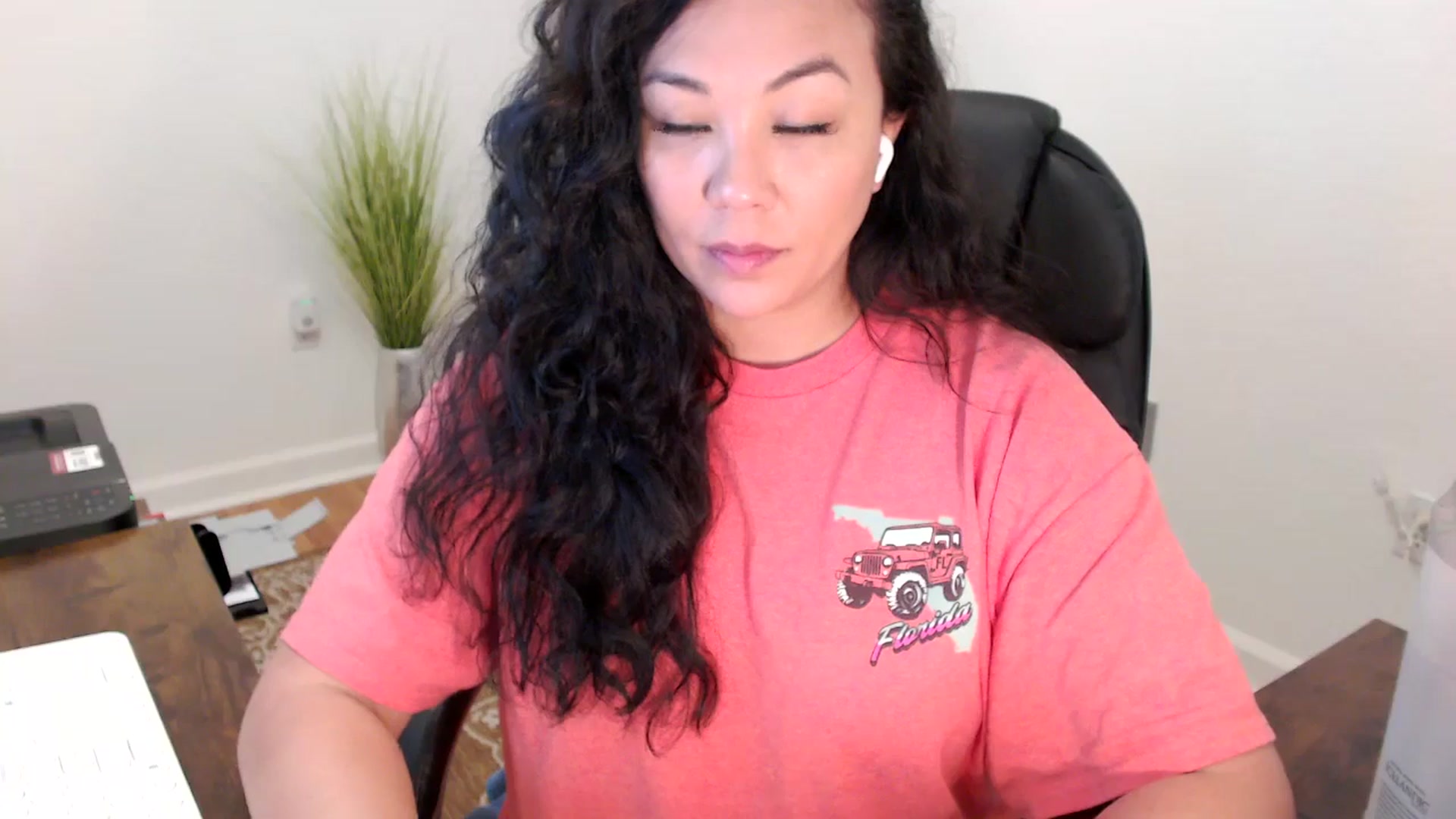 Gallery image thumbnail from MickaylaStar's myfreecams stream on, 01/20/2026, 18:00 image 10 of 20