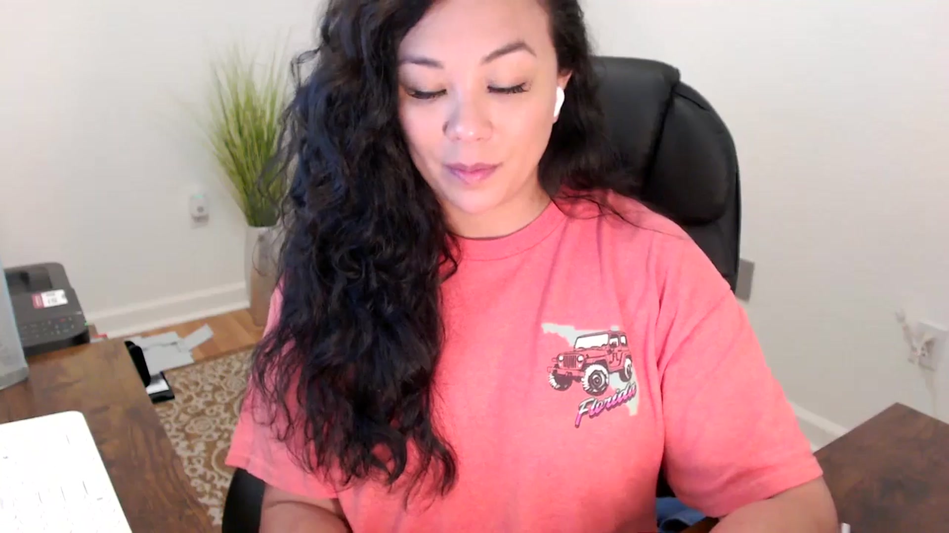 Gallery image thumbnail from MickaylaStar's myfreecams stream on, 01/20/2026, 18:00 image 5 of 20