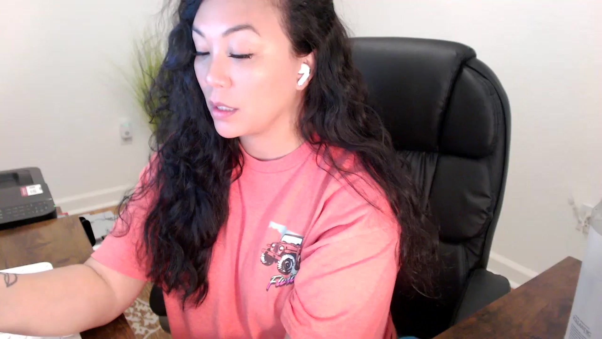 Gallery image thumbnail from MickaylaStar's myfreecams stream on, 01/20/2026, 18:00 image 14 of 20