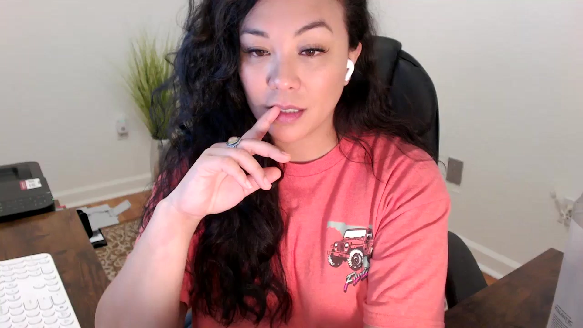 Gallery image thumbnail from MickaylaStar's myfreecams stream on, 01/20/2026, 18:00 image 13 of 20