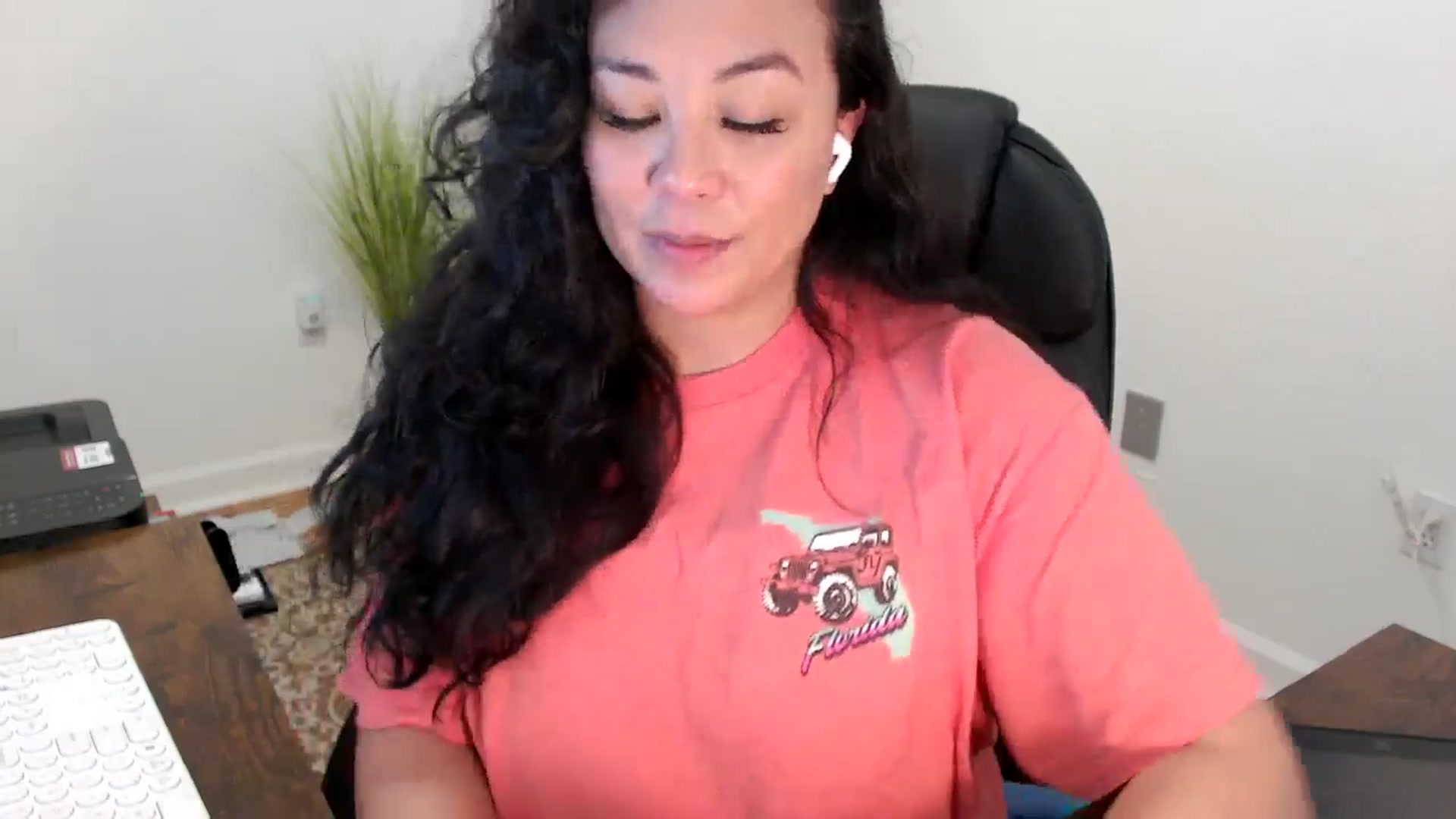 Gallery image thumbnail from MickaylaStar's myfreecams stream on, 01/20/2026, 20:30 image 6 of 20