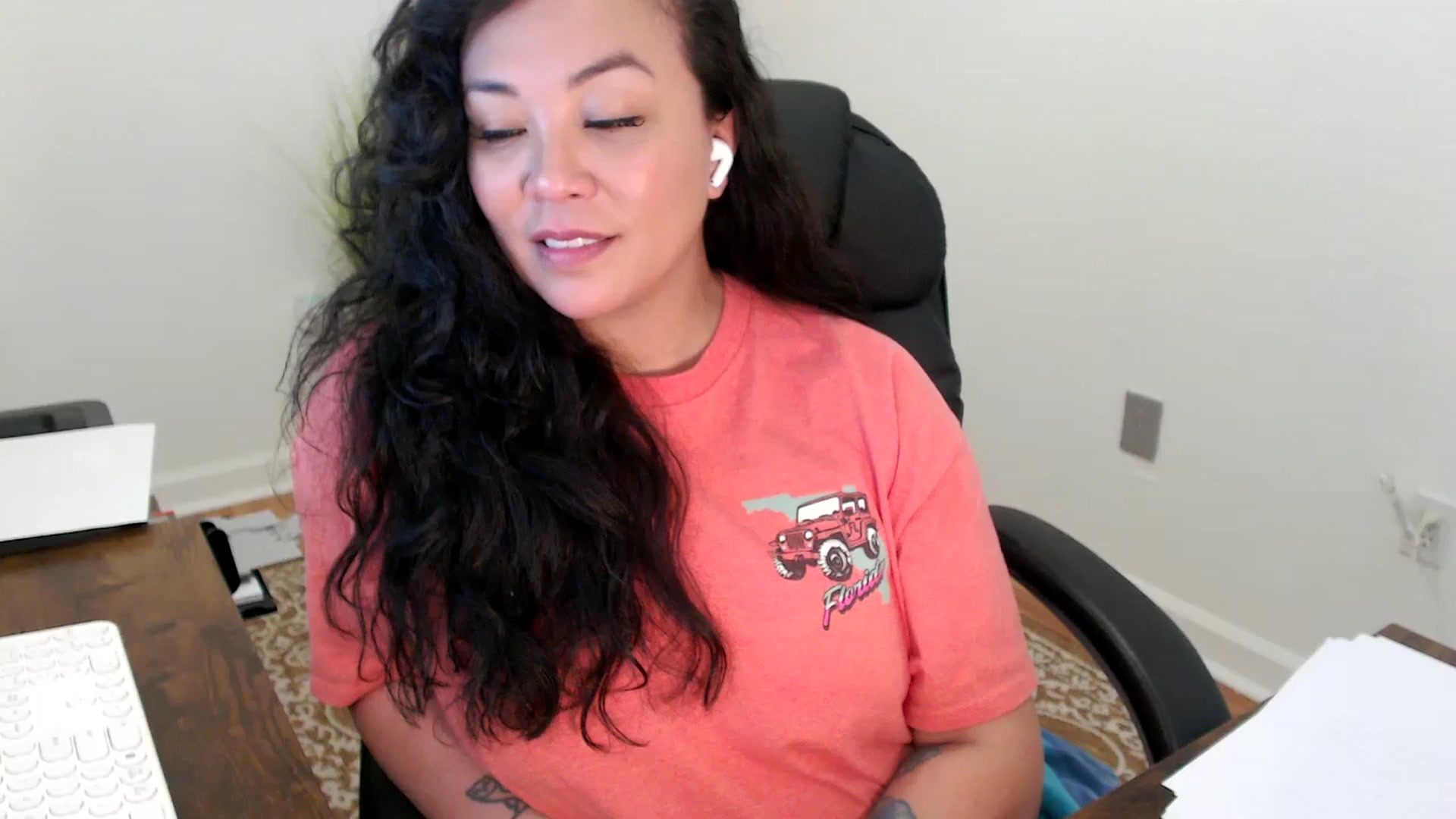 Gallery image thumbnail from MickaylaStar's myfreecams stream on, 01/20/2026, 21:31 image 5 of 20