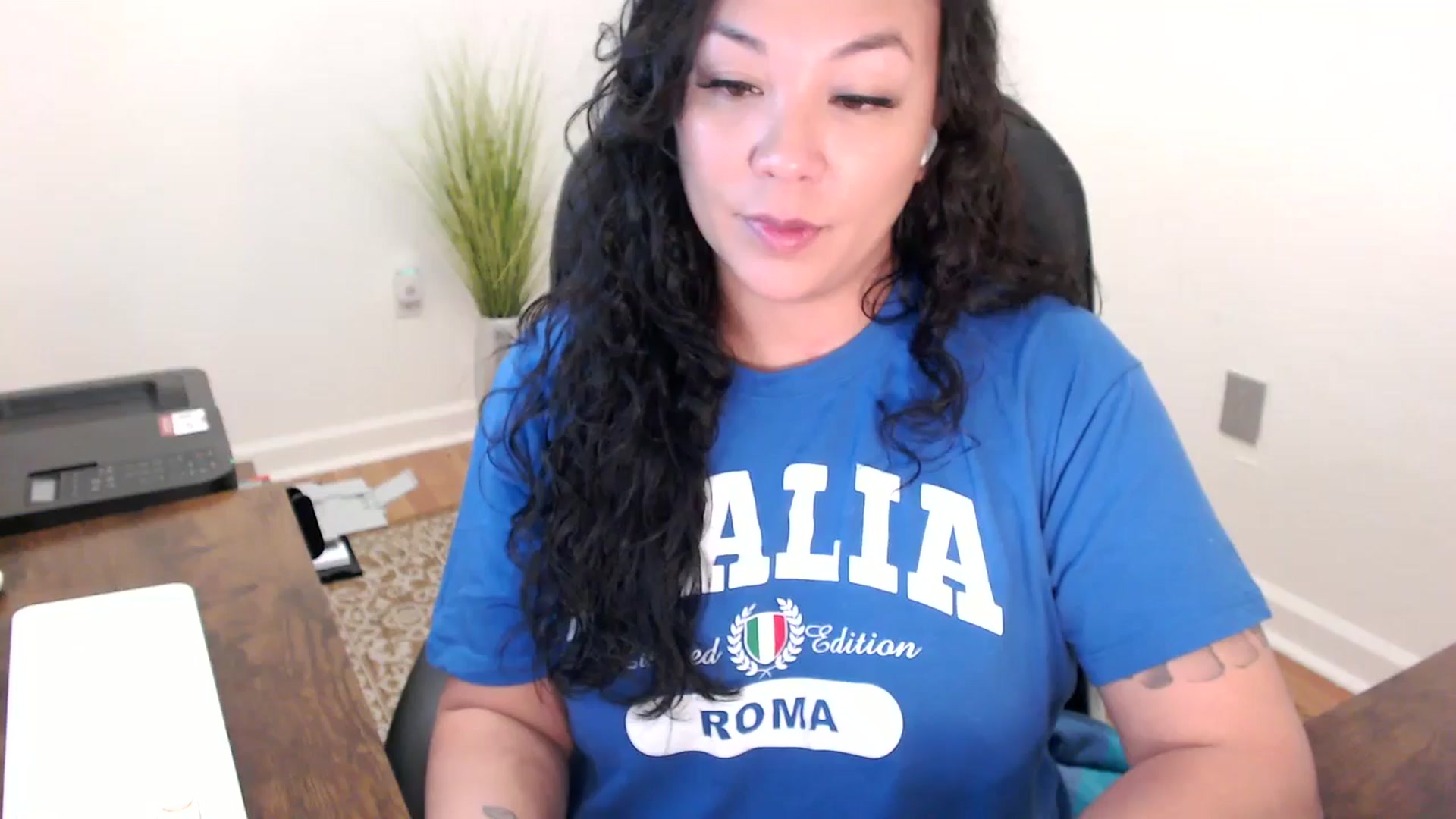 Gallery image thumbnail from MickaylaStar's myfreecams stream on, 01/21/2026, 17:24 image 12 of 20