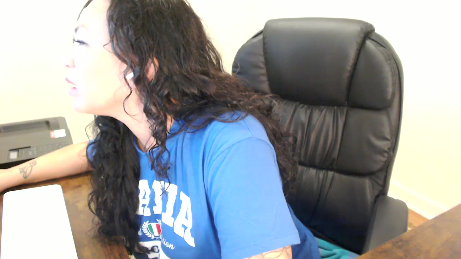 Gallery image thumbnail from MickaylaStar's myfreecams stream on, 01/21/2026, 17:24 image 14 of 20