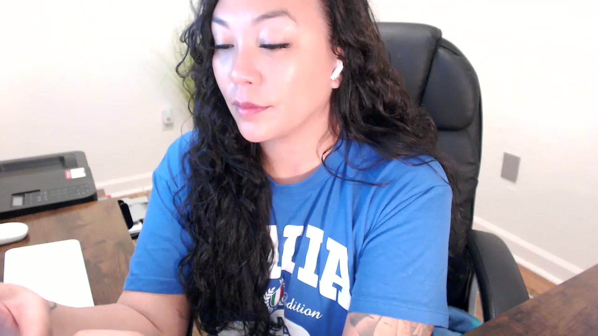 Gallery image thumbnail from MickaylaStar's myfreecams stream on, 01/21/2026, 17:24 image 1 of 20