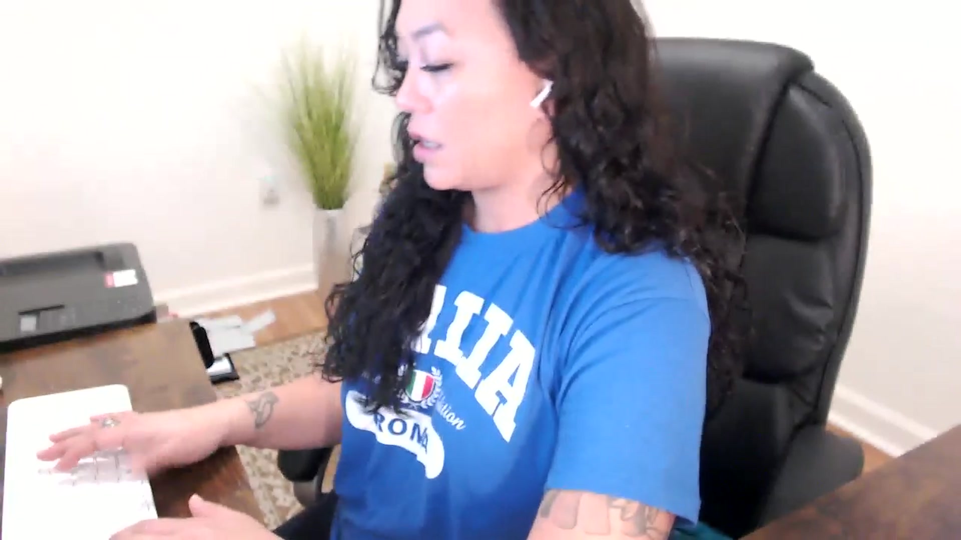 Gallery image thumbnail from MickaylaStar's myfreecams stream on, 01/21/2026, 17:24 image 9 of 20