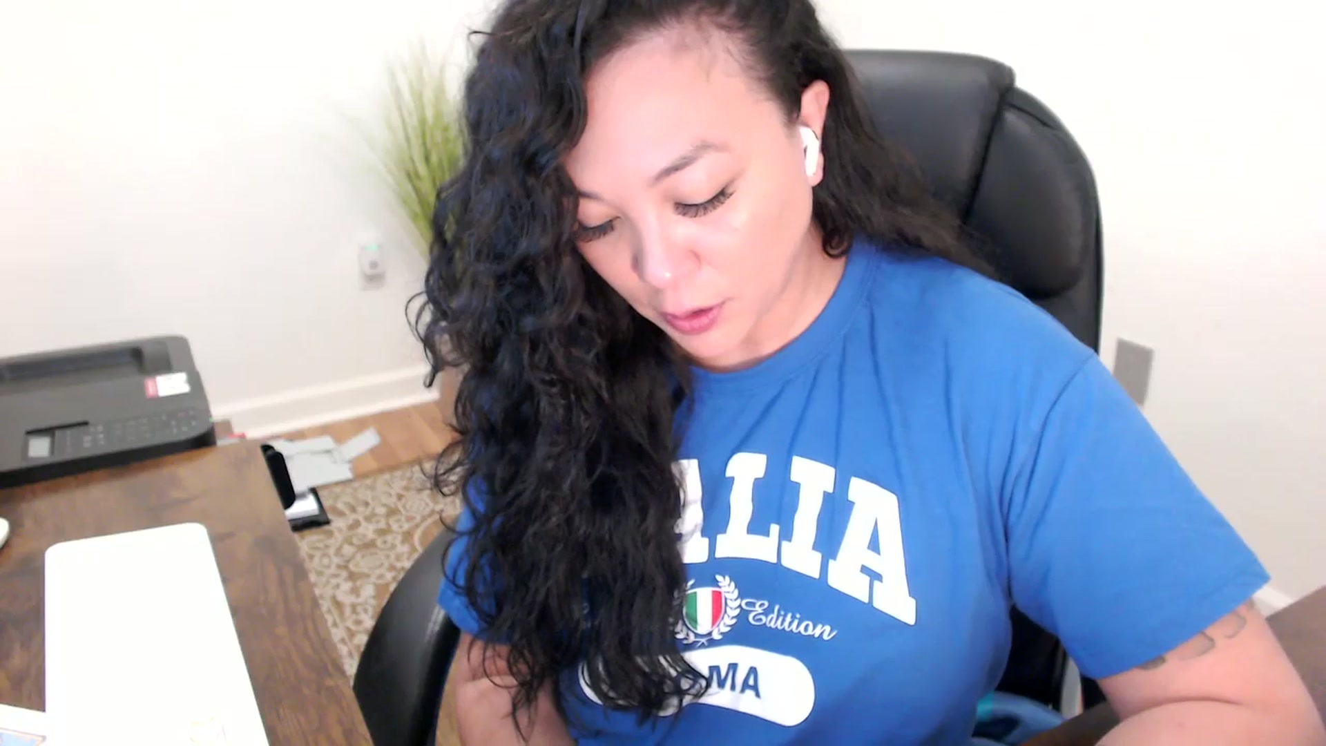 Gallery image thumbnail from MickaylaStar's myfreecams stream on, 01/21/2026, 18:09 image 20 of 20