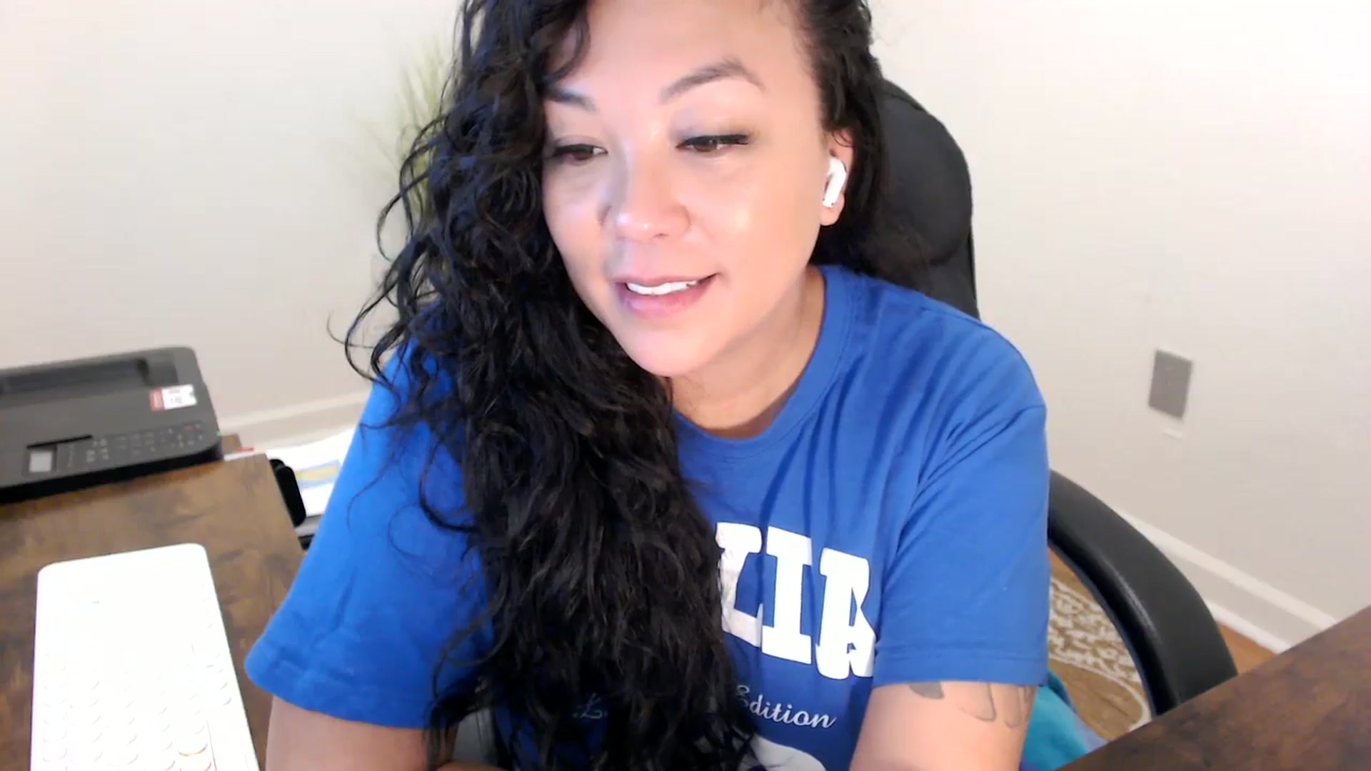 Gallery image thumbnail from MickaylaStar's myfreecams stream on, 01/21/2026, 18:09 image 5 of 20