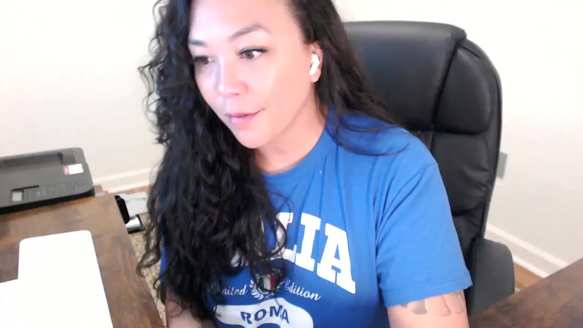 Gallery image thumbnail from MickaylaStar's myfreecams stream on, 01/21/2026, 19:02 image 1 of 20