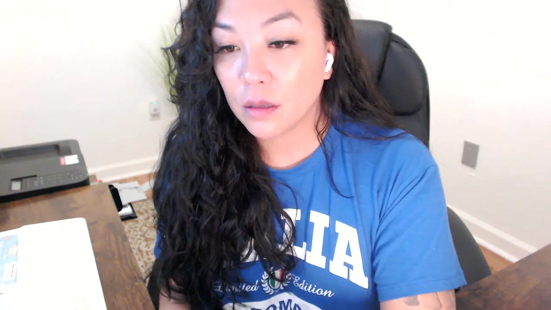 Gallery image thumbnail from MickaylaStar's myfreecams stream on, 01/21/2026, 19:02 image 3 of 20