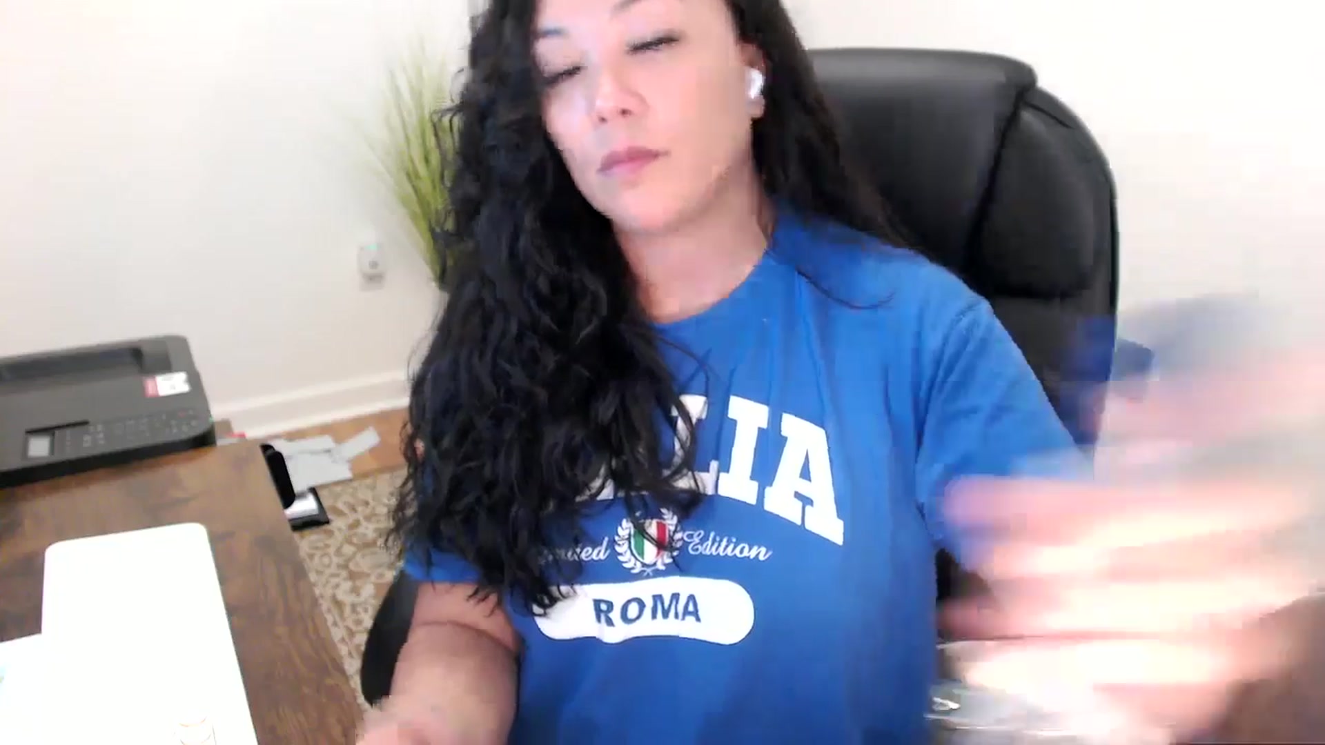 Gallery image thumbnail from MickaylaStar's myfreecams stream on, 01/21/2026, 19:02 image 2 of 20