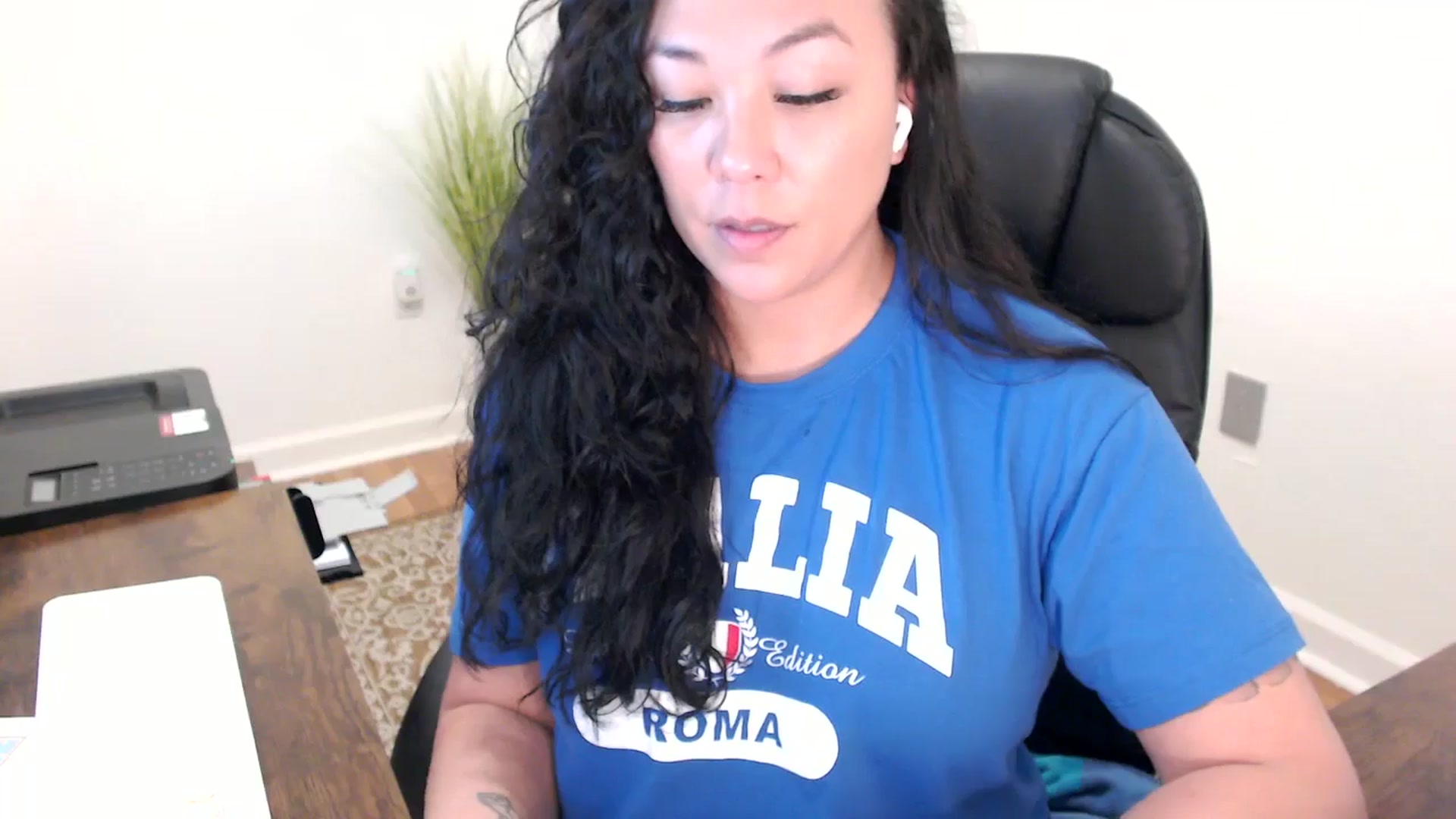 Gallery image thumbnail from MickaylaStar's myfreecams stream on, 01/21/2026, 19:55 image 2 of 20
