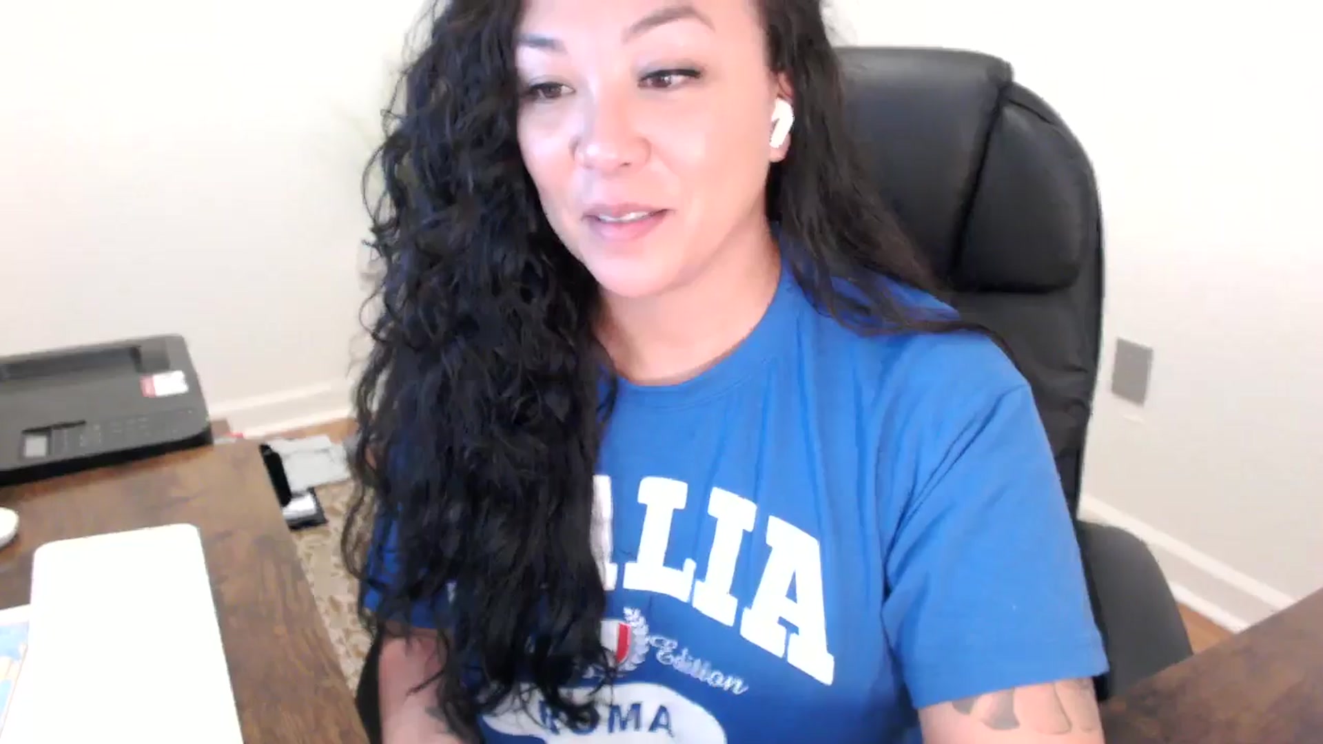 Gallery image thumbnail from MickaylaStar's myfreecams stream on, 01/21/2026, 19:55 image 7 of 20