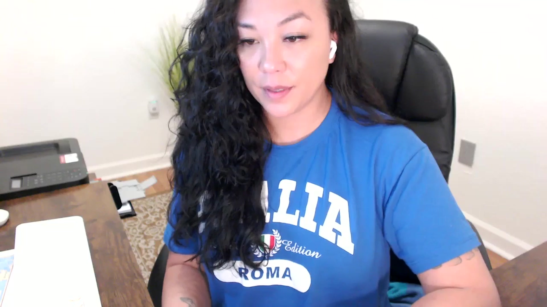 Gallery image thumbnail from MickaylaStar's myfreecams stream on, 01/21/2026, 19:55 image 6 of 20