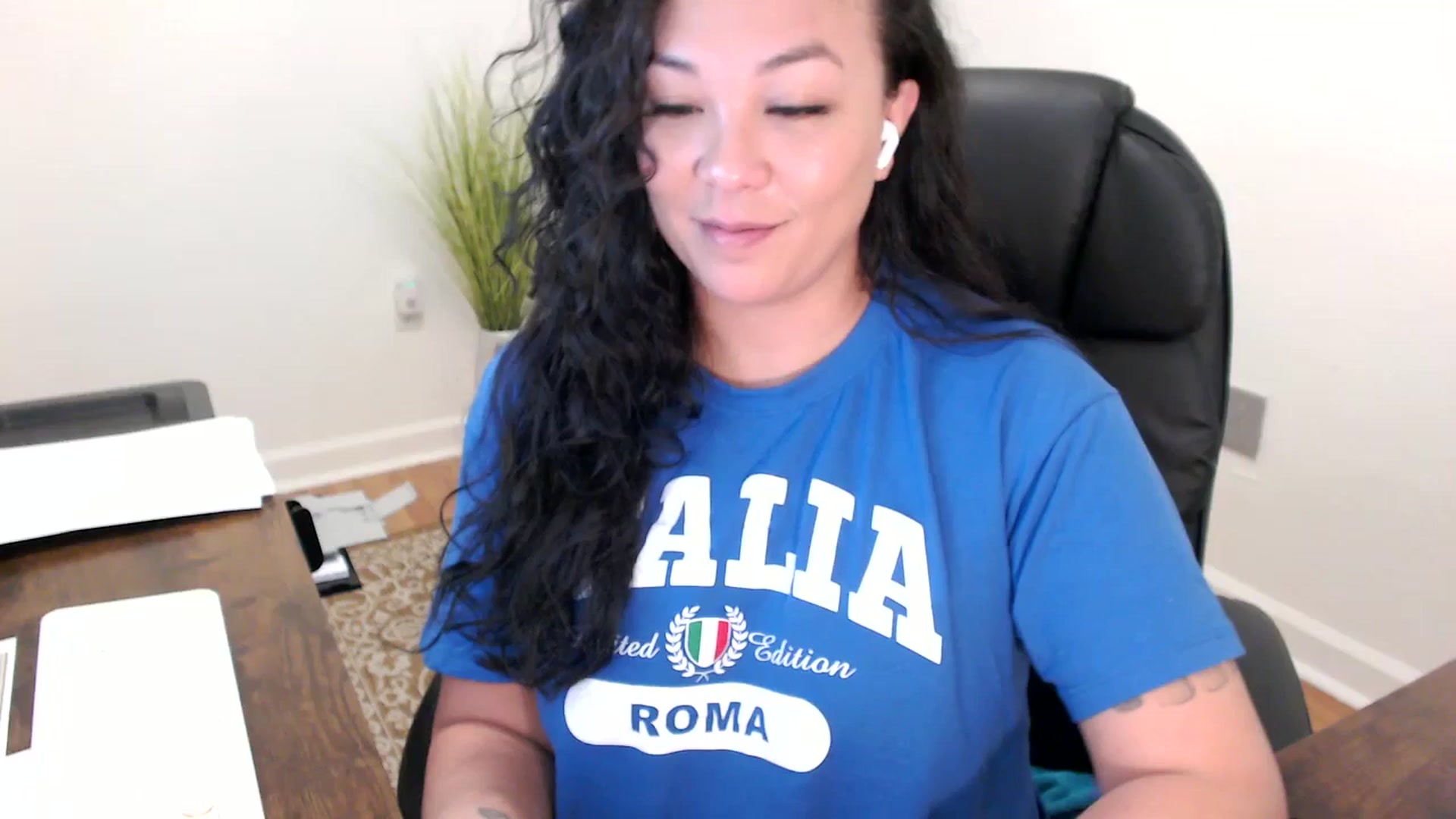 Gallery image thumbnail from MickaylaStar's myfreecams stream on, 01/21/2026, 19:55 image 16 of 20