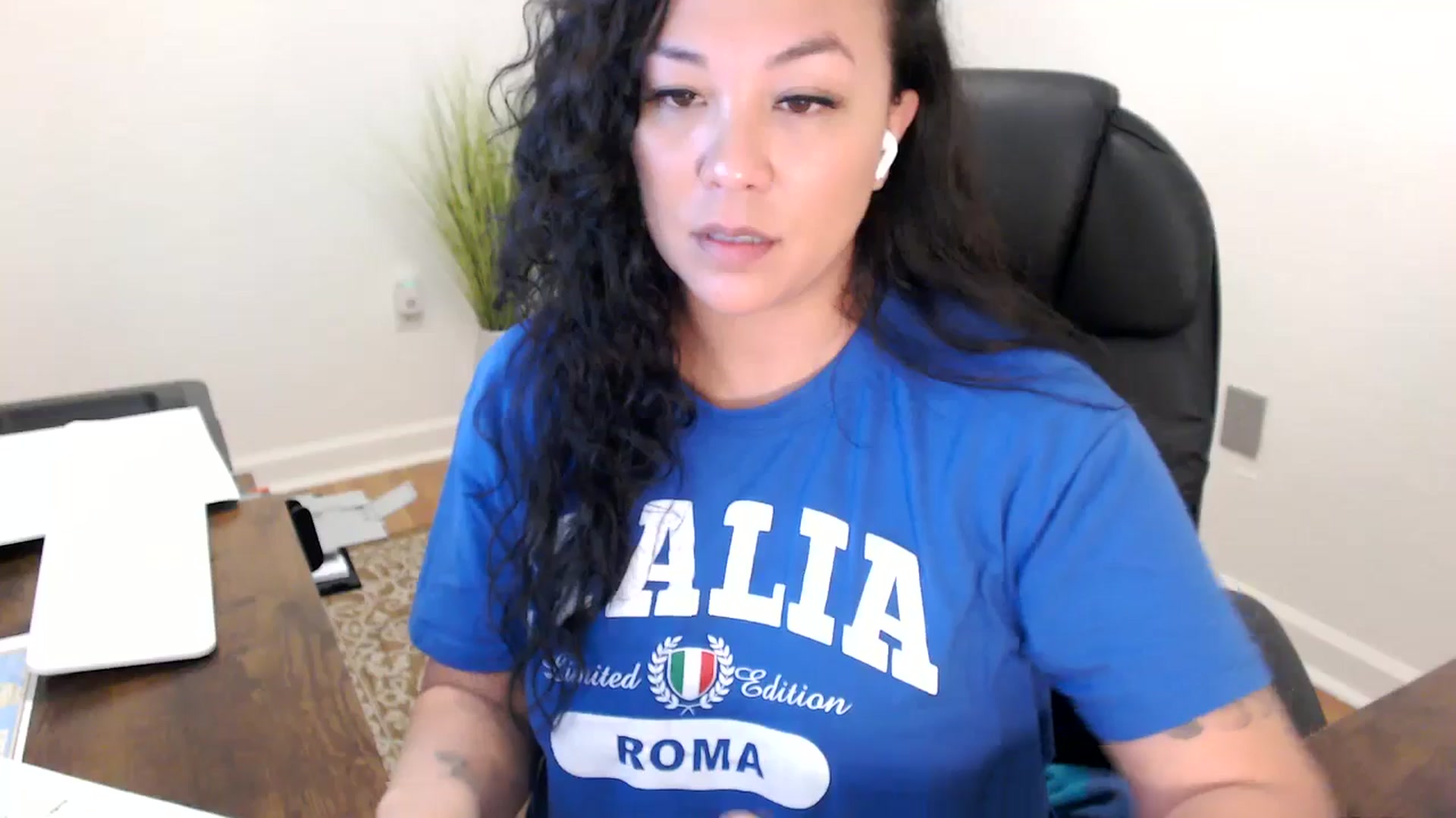 Gallery image thumbnail from MickaylaStar's myfreecams stream on, 01/21/2026, 20:49 image 14 of 20