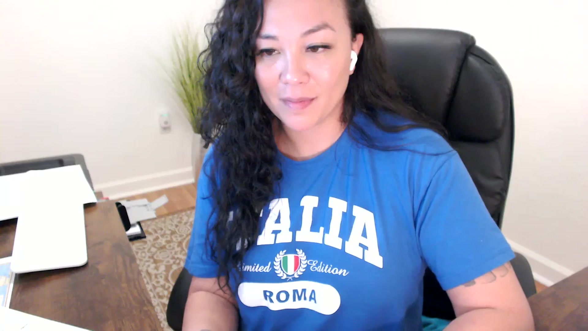 Gallery image thumbnail from MickaylaStar's myfreecams stream on, 01/21/2026, 20:49 image 17 of 20