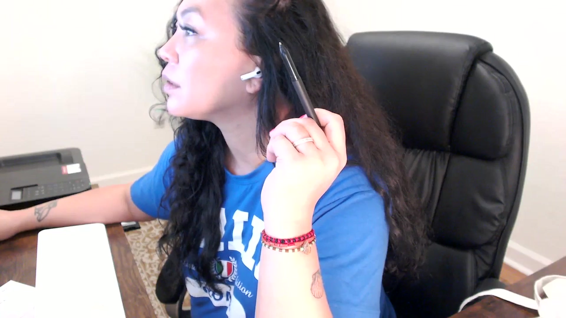 Gallery image thumbnail from MickaylaStar's myfreecams stream on, 01/21/2026, 21:22 image 11 of 20
