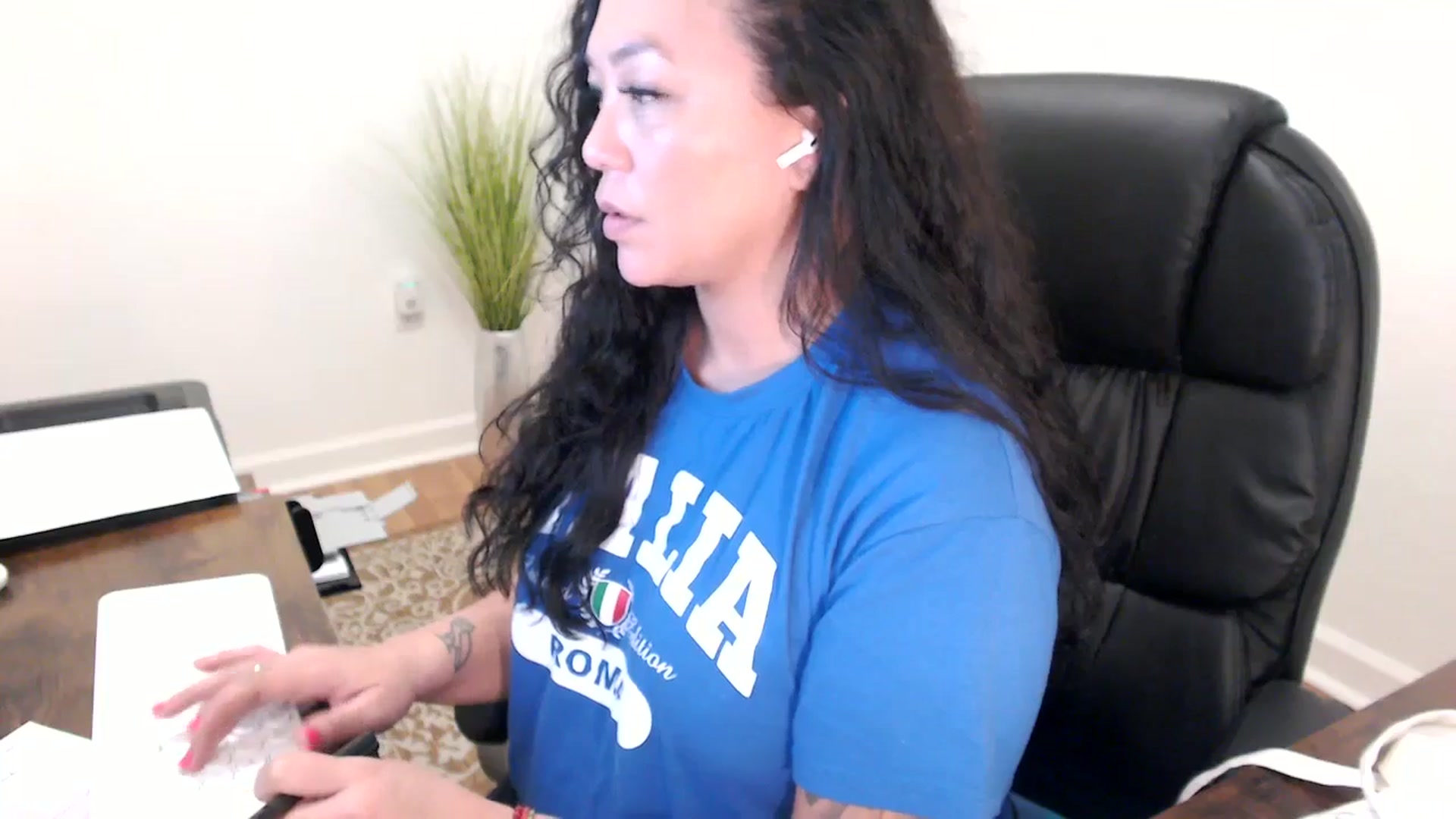 Gallery image thumbnail from MickaylaStar's myfreecams stream on, 01/21/2026, 21:22 image 6 of 20