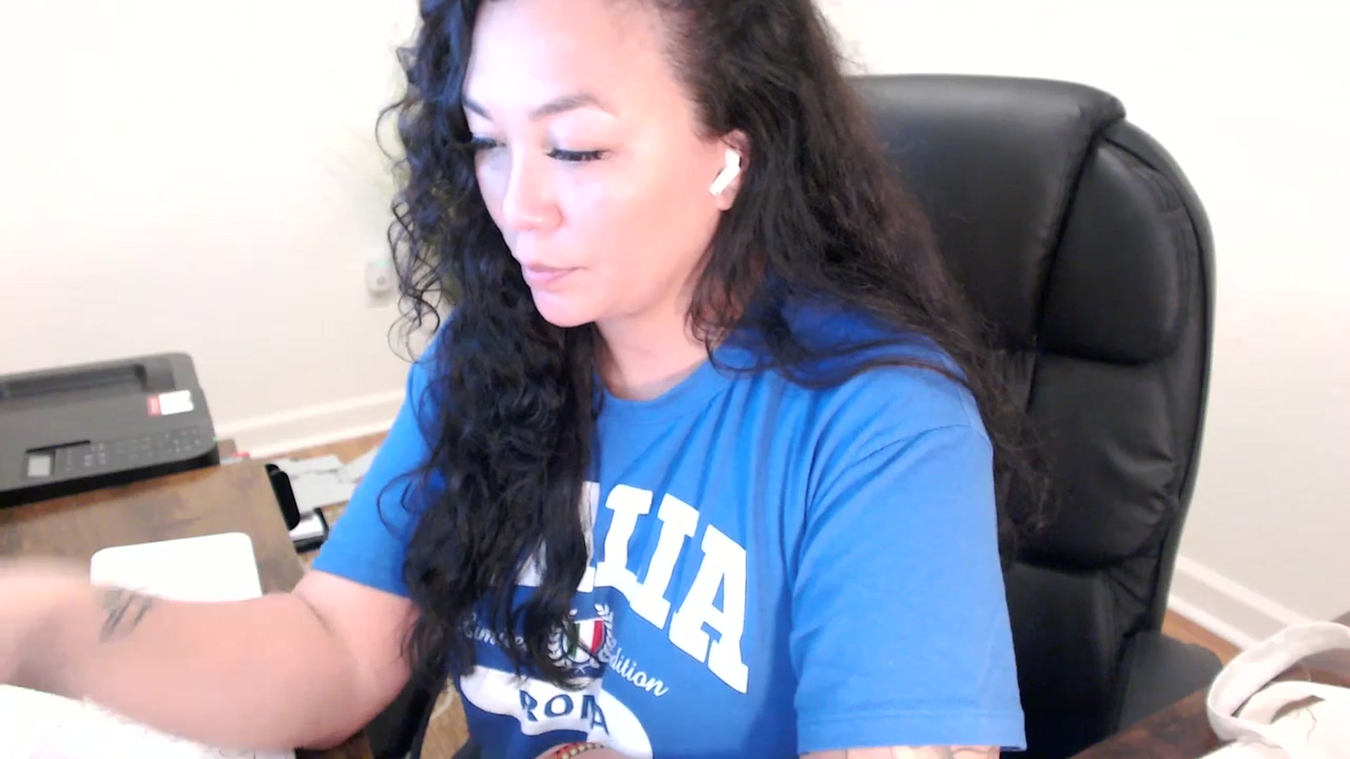 Gallery image thumbnail from MickaylaStar's myfreecams stream on, 01/21/2026, 21:22 image 16 of 20