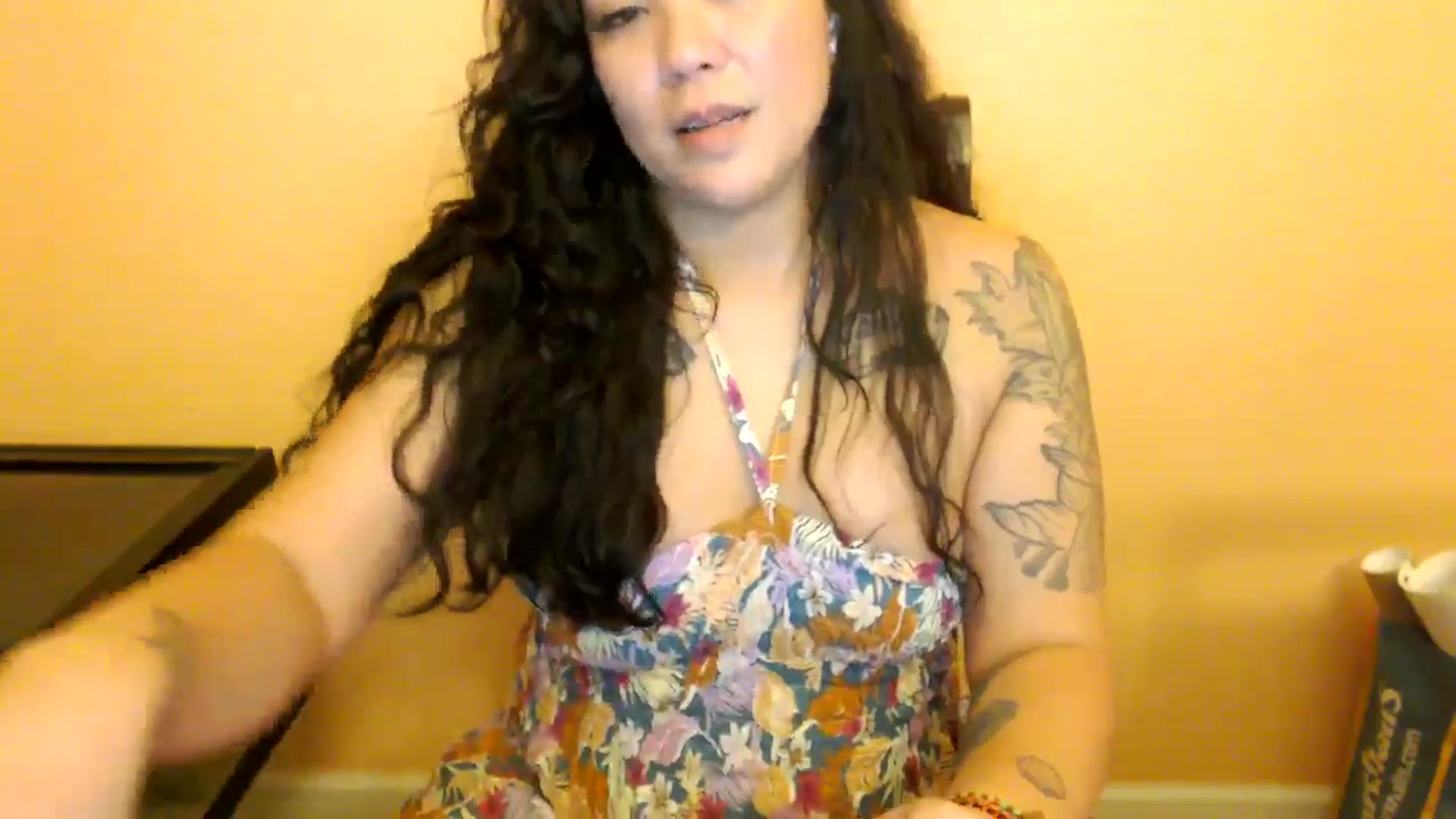 Gallery image thumbnail from MickaylaStar's myfreecams stream on, 01/22/2026, 03:25 image 2 of 20