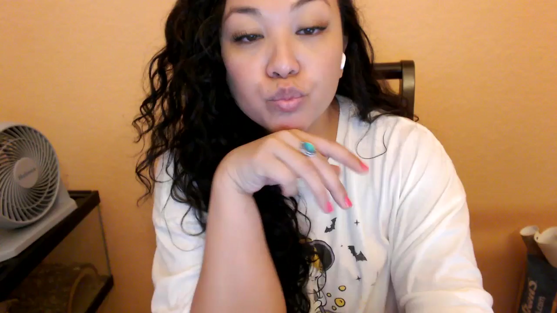 Gallery image thumbnail from MickaylaStar's myfreecams stream on, 01/22/2026, 18:45 image 17 of 20