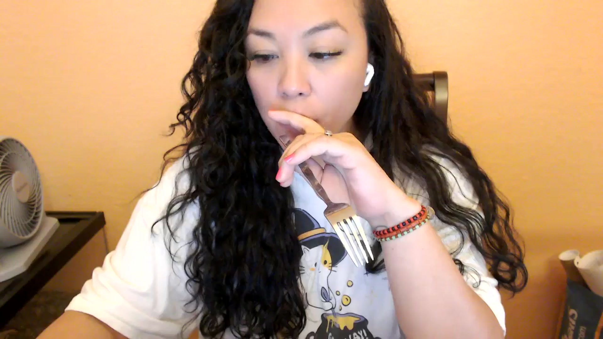 Gallery image thumbnail from MickaylaStar's myfreecams stream on, 01/22/2026, 20:06 image 4 of 20