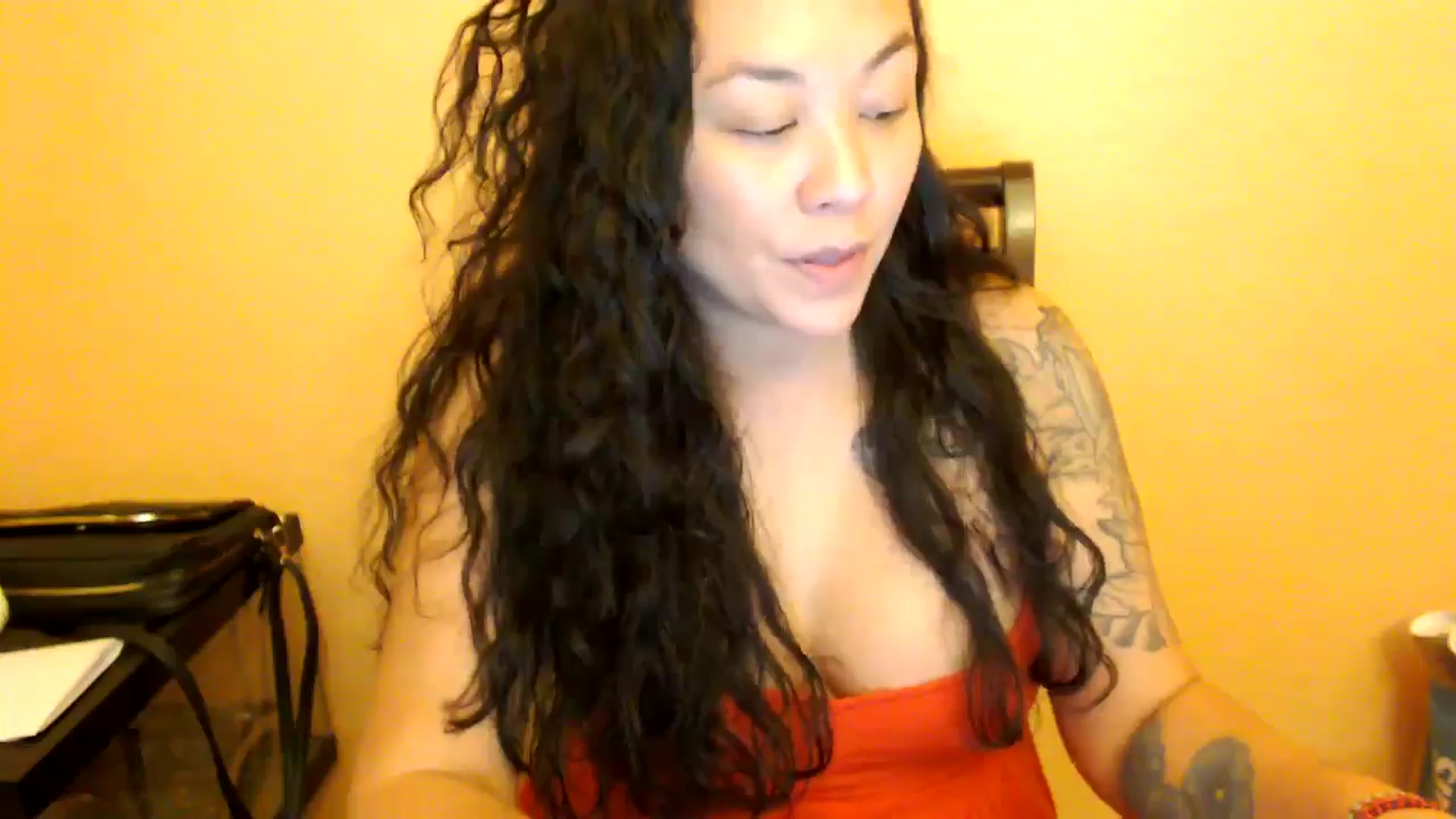 Gallery image thumbnail from MickaylaStar's myfreecams stream on, 01/25/2026, 24:09 image 18 of 20