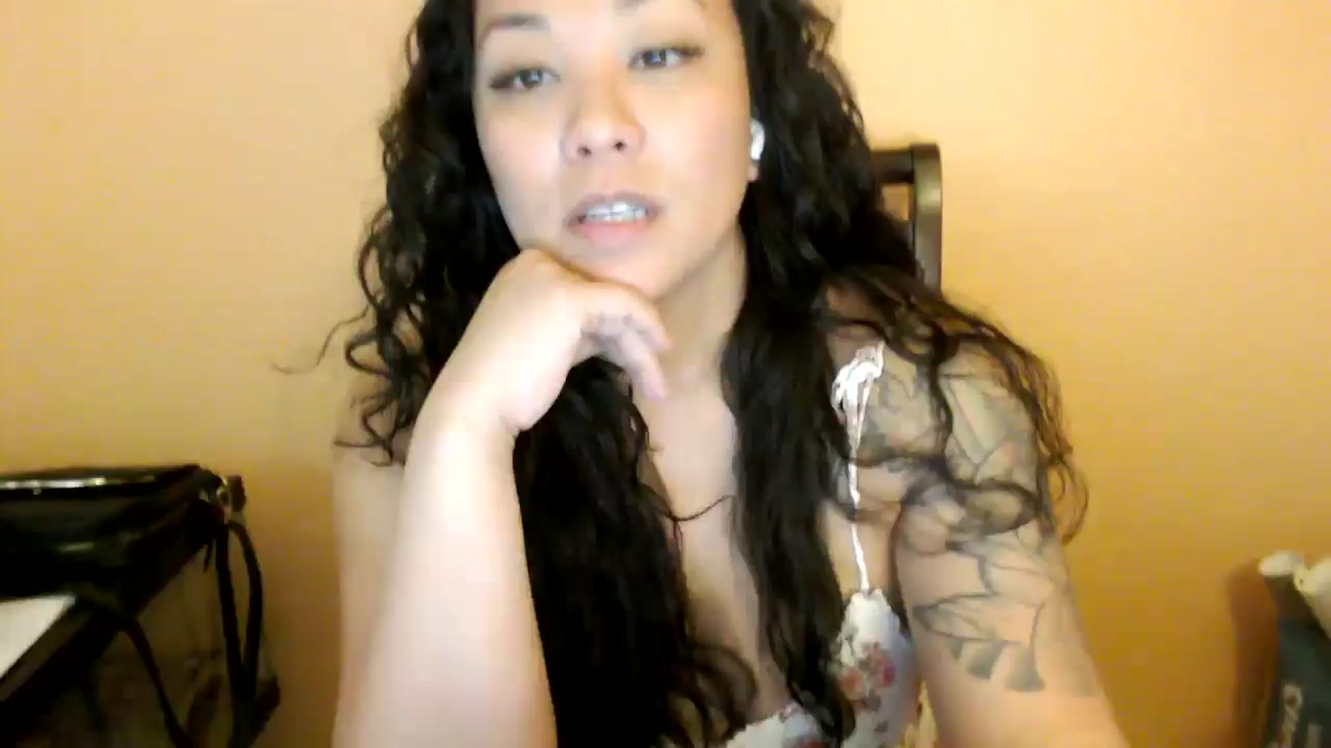 Gallery image thumbnail from MickaylaStar's myfreecams stream on, 01/25/2026, 21:42 image 10 of 20