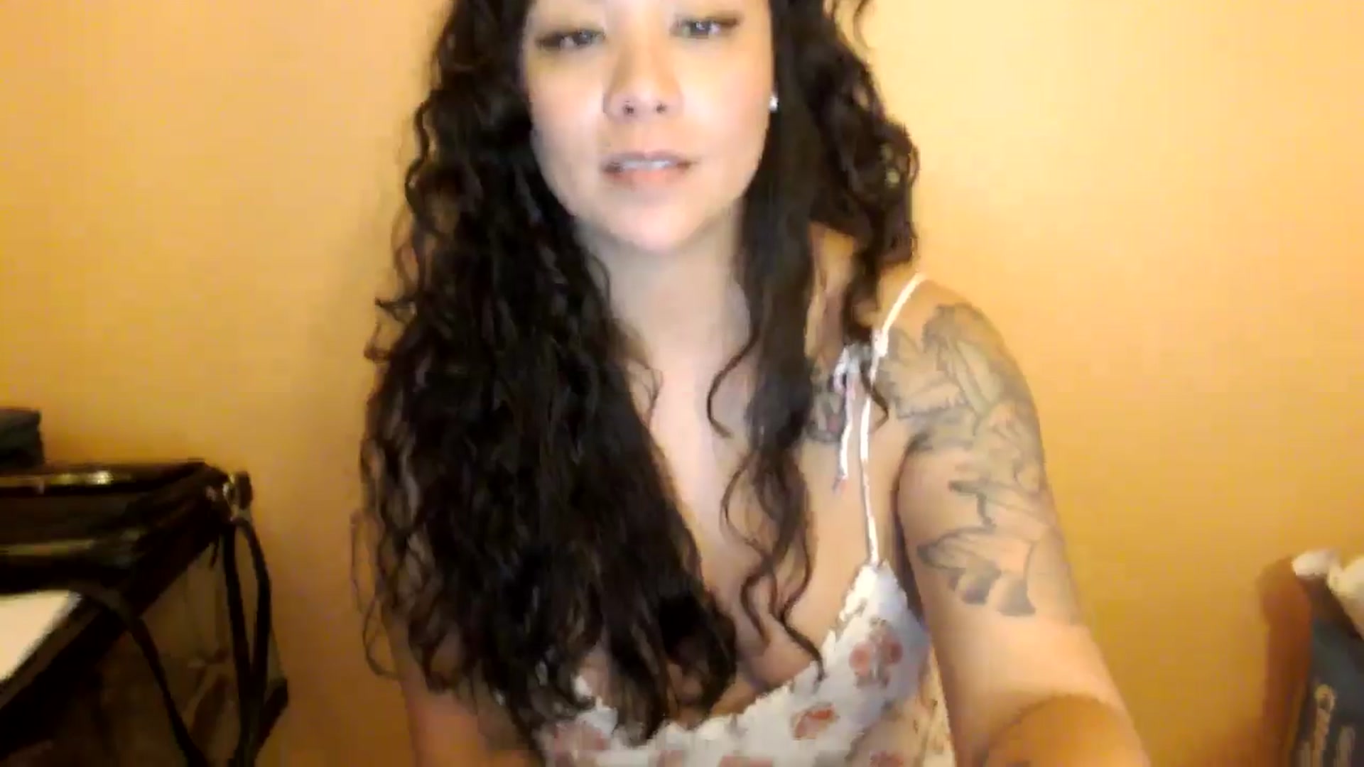 Gallery image thumbnail from MickaylaStar's myfreecams stream on, 01/25/2026, 23:38 image 17 of 20
