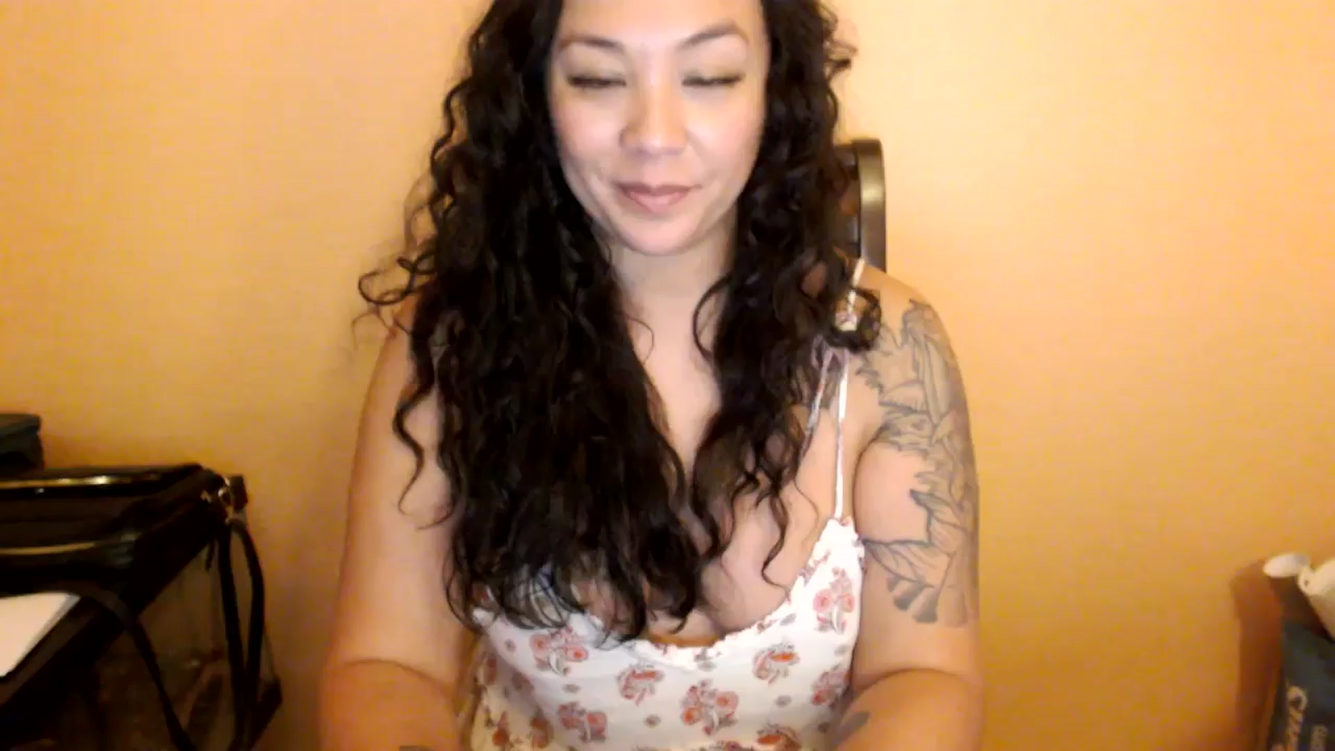 Gallery image thumbnail from MickaylaStar's myfreecams stream on, 01/25/2026, 23:38 image 19 of 20