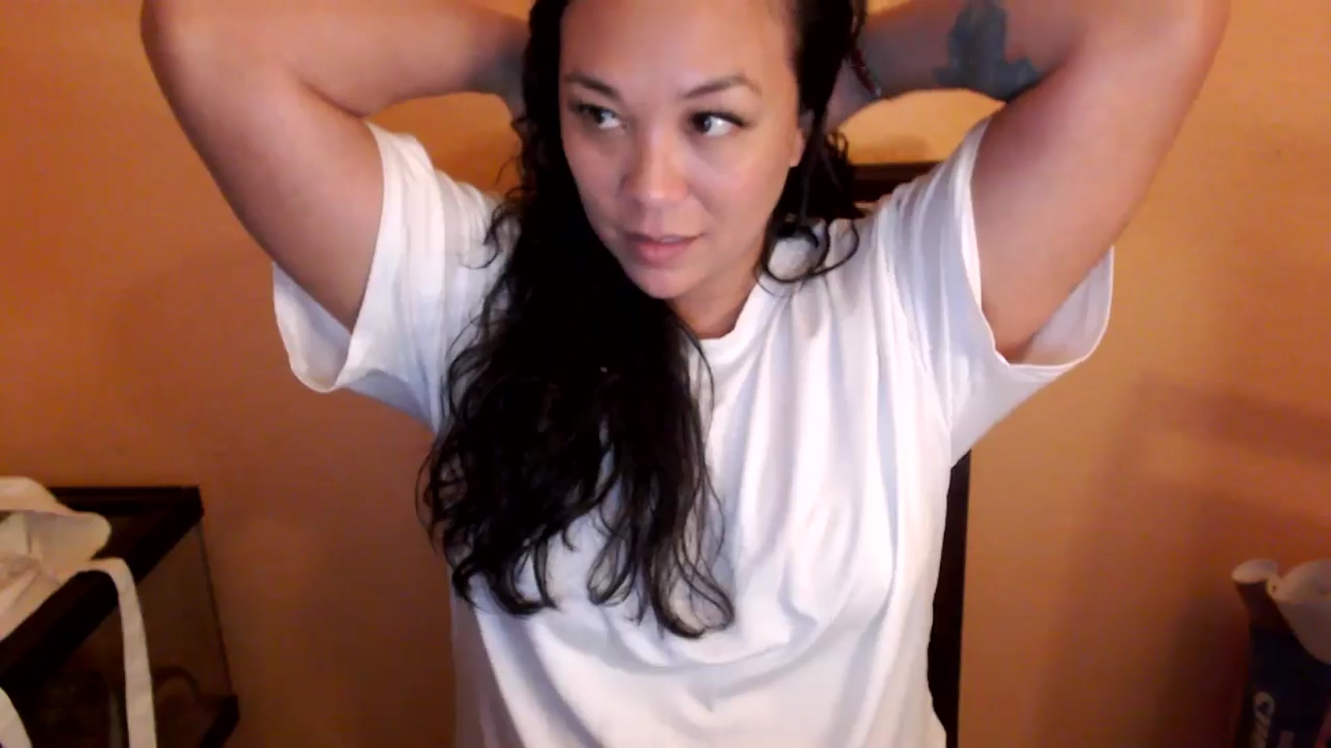 Gallery image thumbnail from MickaylaStar's myfreecams stream on, 01/27/2026, 24:38 image 16 of 20