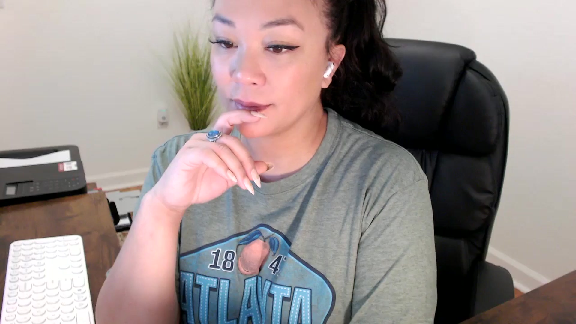 Gallery image thumbnail from MickaylaStar's myfreecams stream on, 01/28/2026, 16:23 image 3 of 20