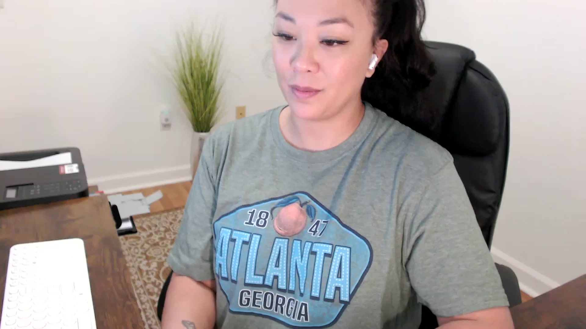 Gallery image thumbnail from MickaylaStar's myfreecams stream on, 01/28/2026, 16:23 image 11 of 20